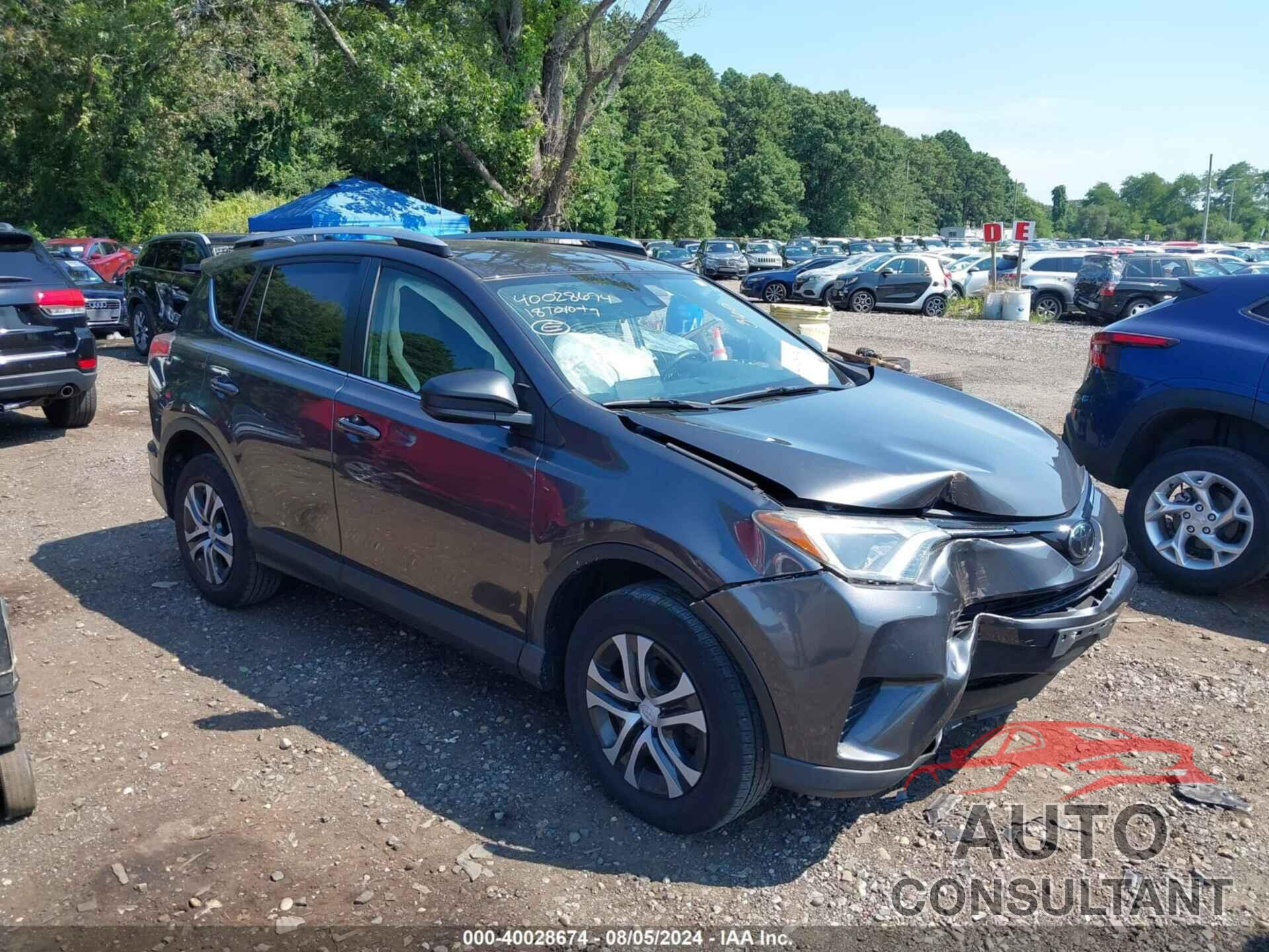 TOYOTA RAV4 2018 - JTMBFREV9JJ746328