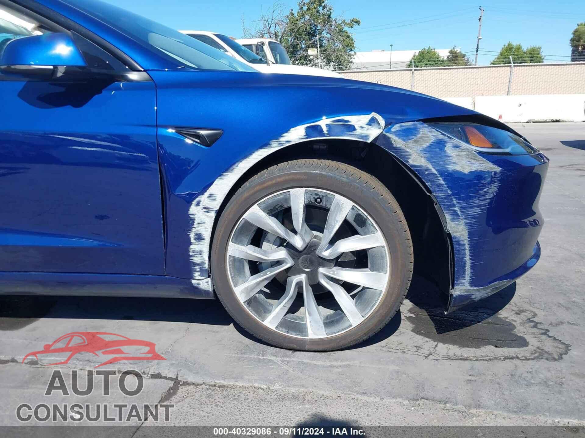 TESLA MODEL 3 2024 - 5YJ3E1EA3RF822893