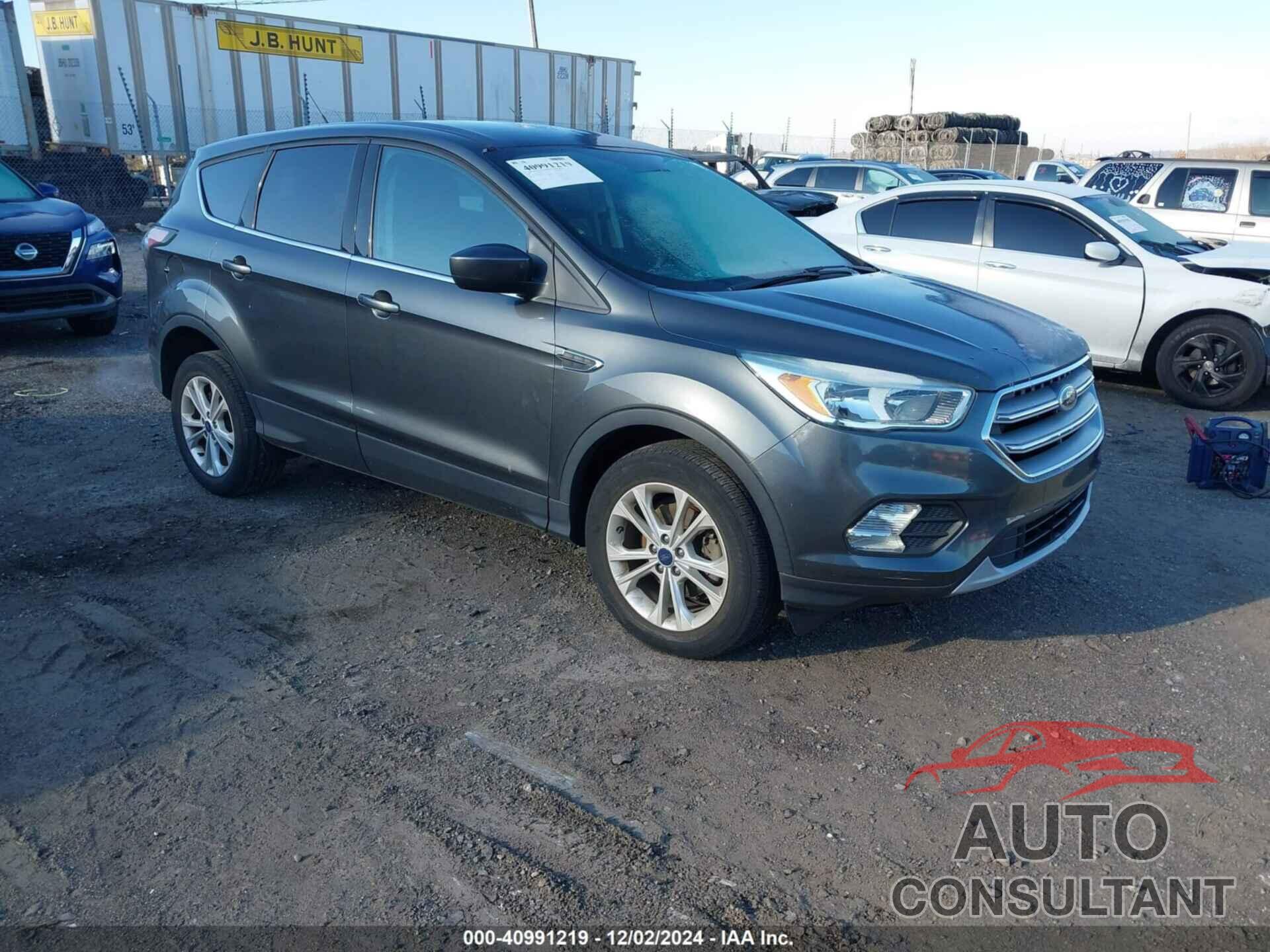 FORD ESCAPE 2017 - 1FMCU0GD1HUB03129