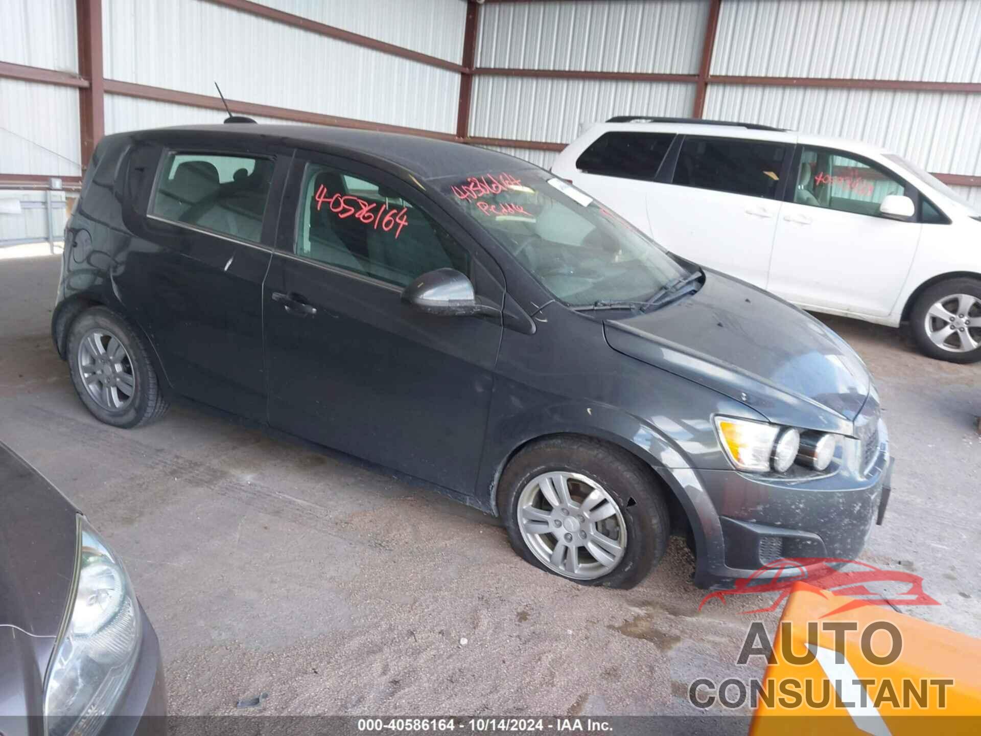 CHEVROLET SONIC 2016 - 1G1JC6SH7G4150541