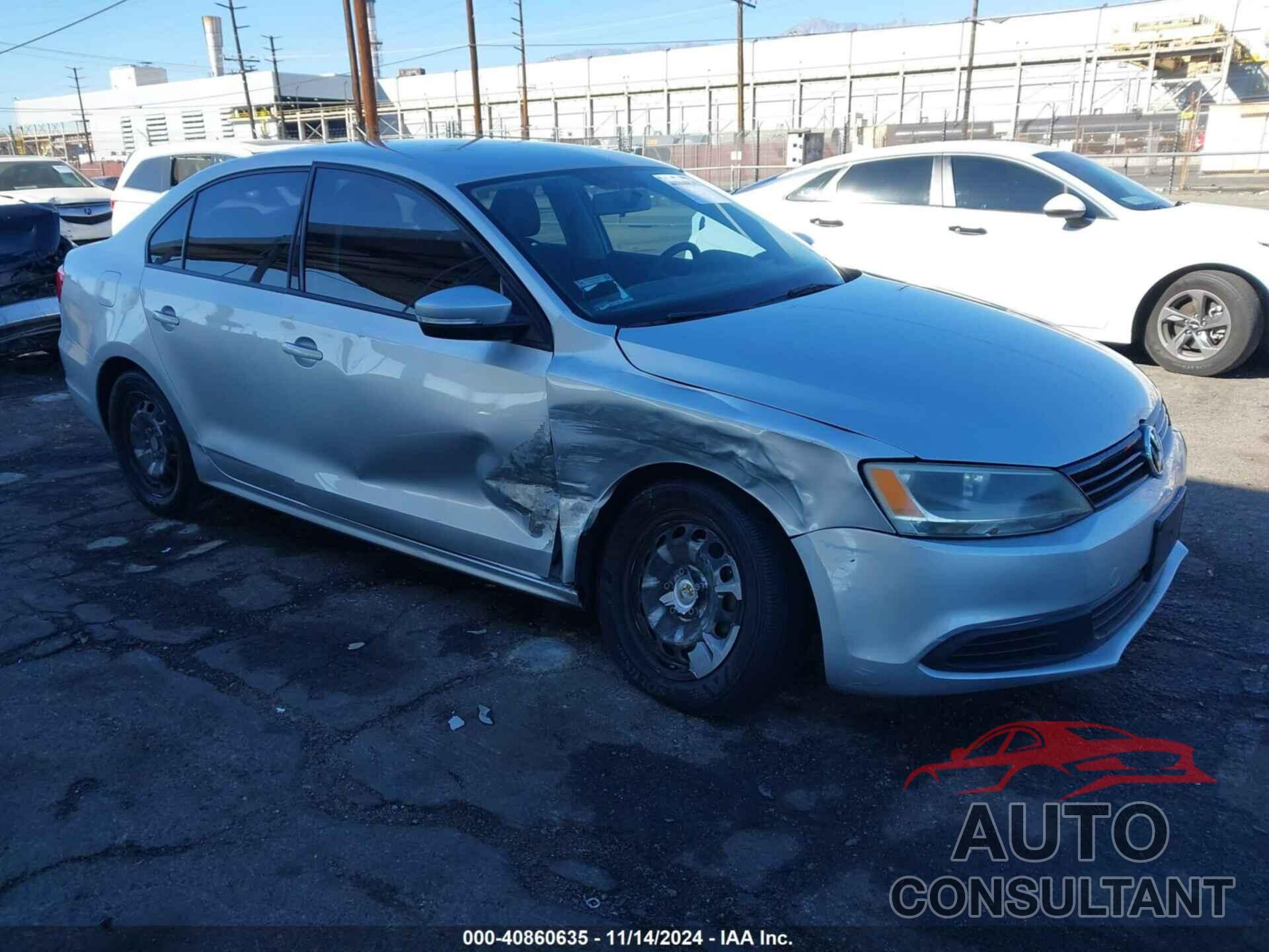 VOLKSWAGEN JETTA 2011 - 3VWDZ7AJ6BM360278