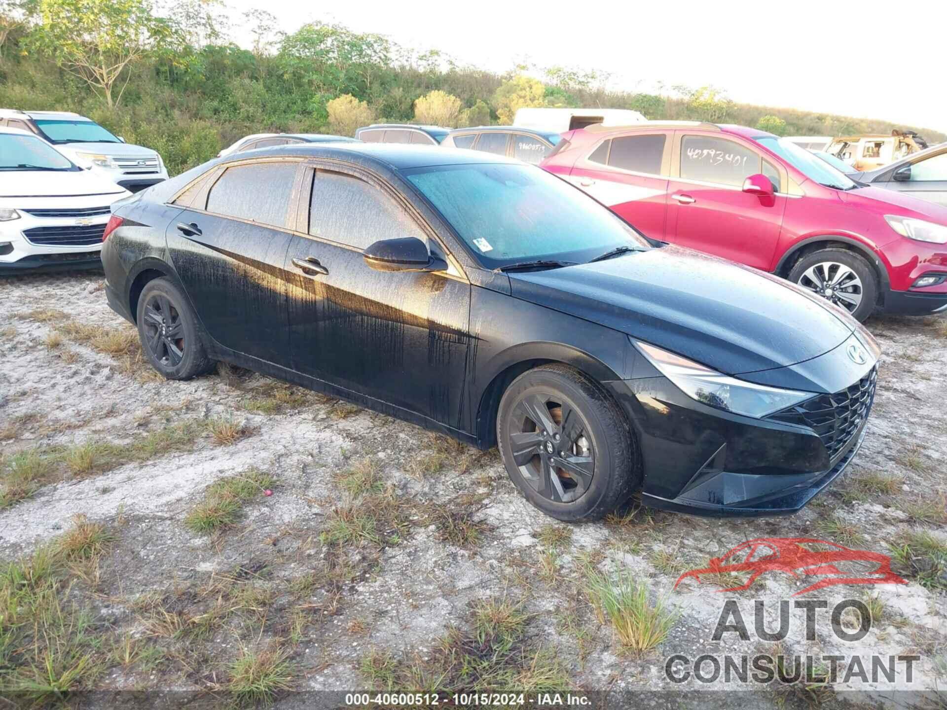 HYUNDAI ELANTRA 2022 - KMHLM4AG8NU218333