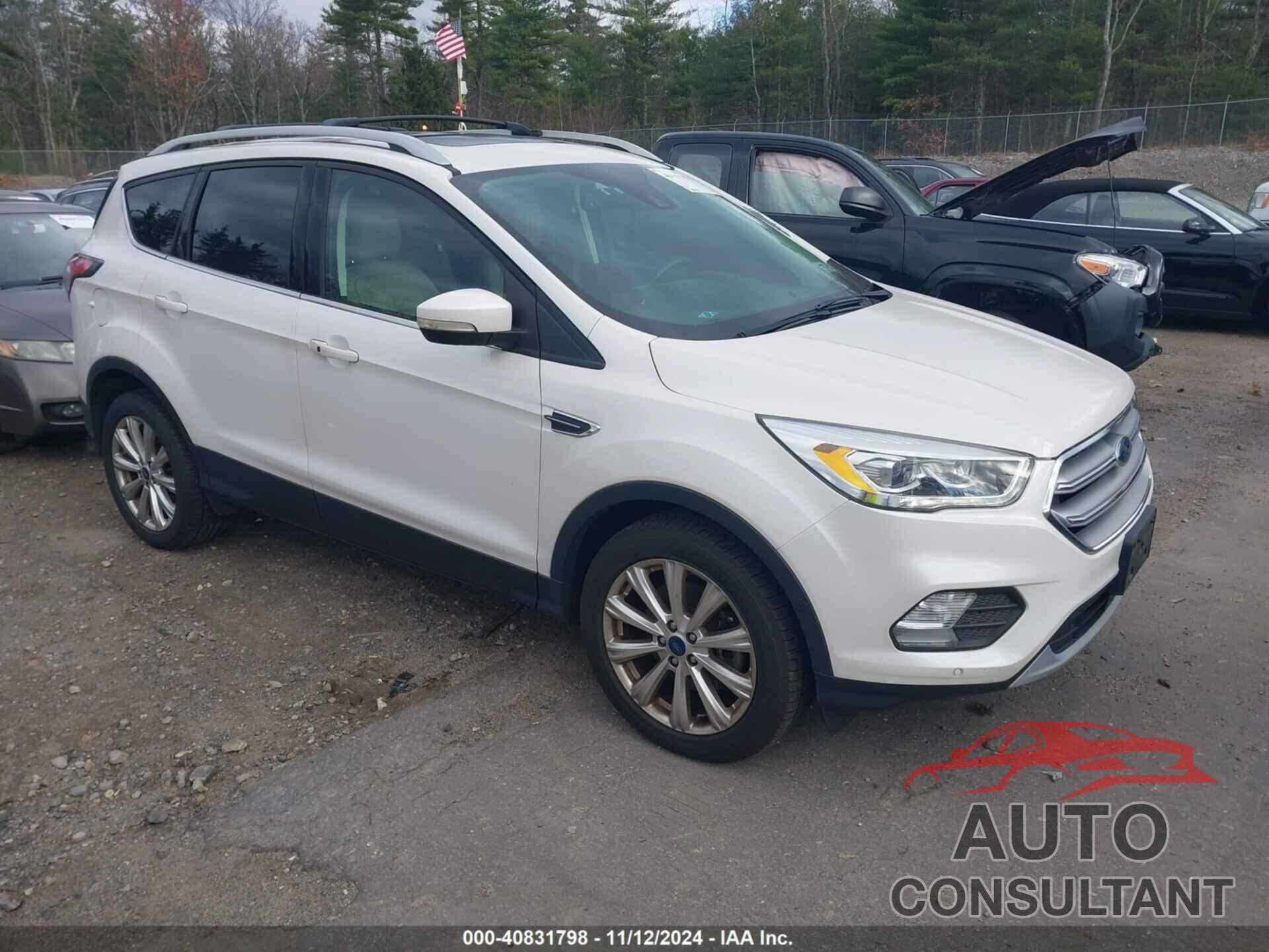 FORD ESCAPE 2017 - 1FMCU9JDXHUB11954