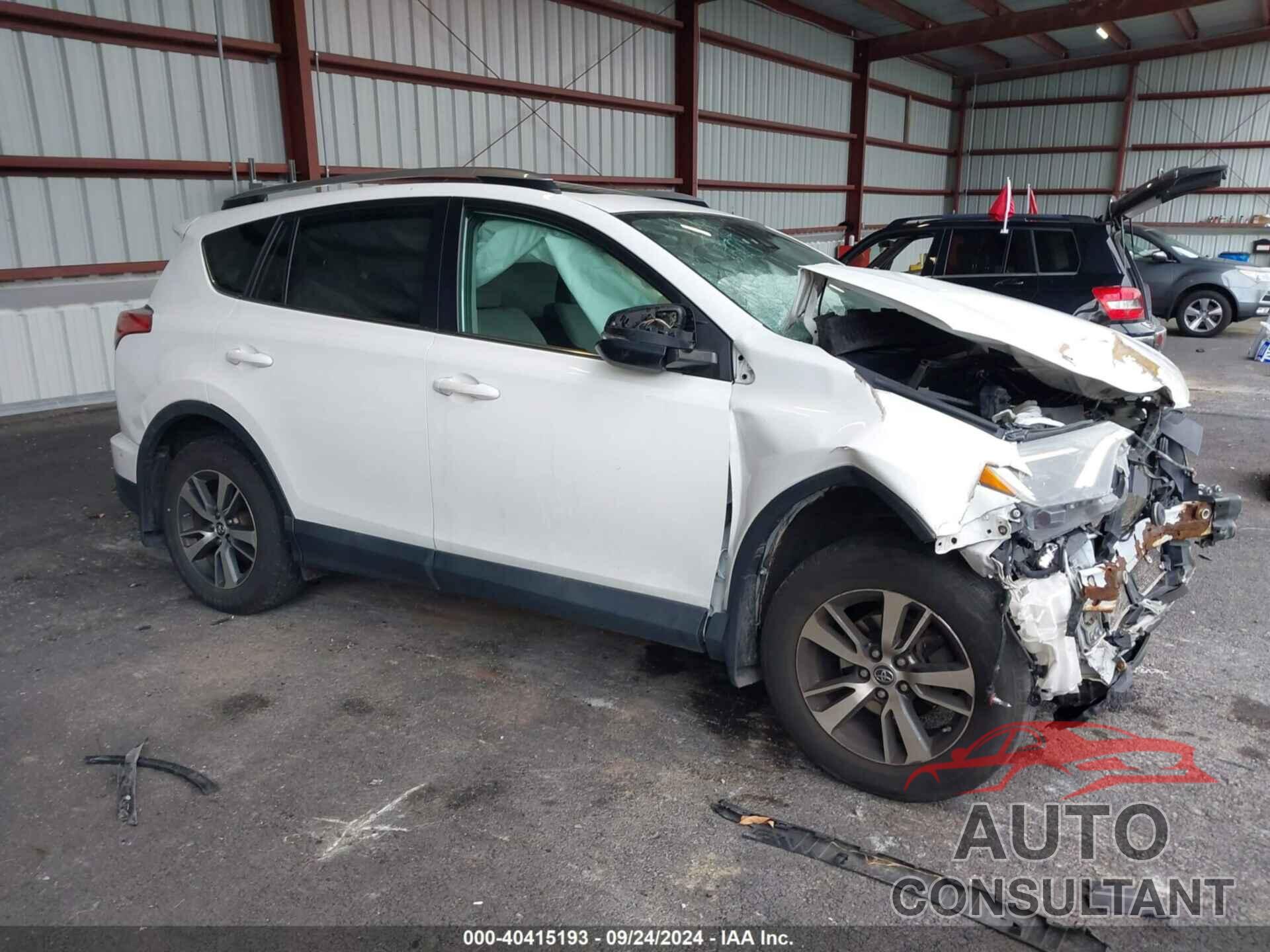 TOYOTA RAV4 2018 - 2T3RFREV9JW744451