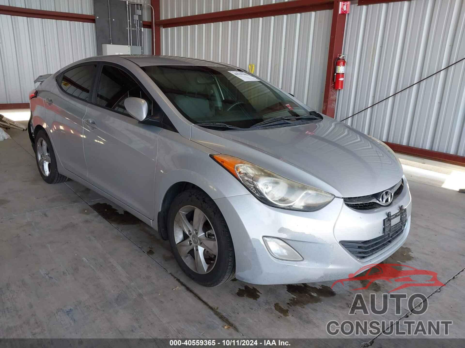 HYUNDAI ELANTRA 2013 - KMHDH4AEXDU637659