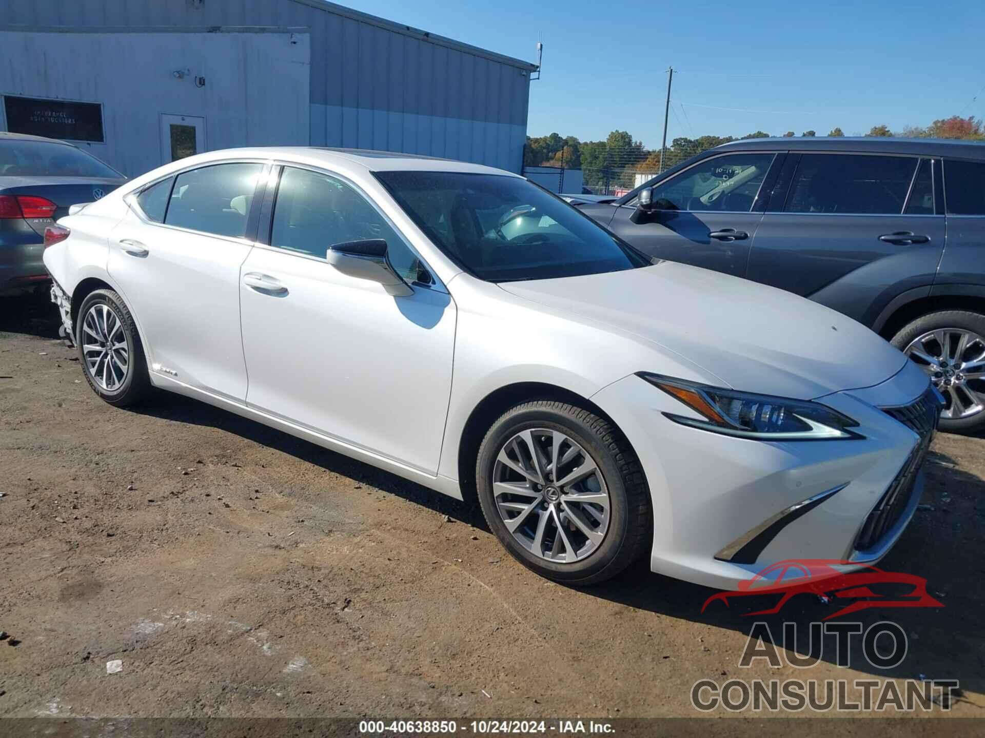 LEXUS ES 300H 2022 - 58ADA1C1XNU017546