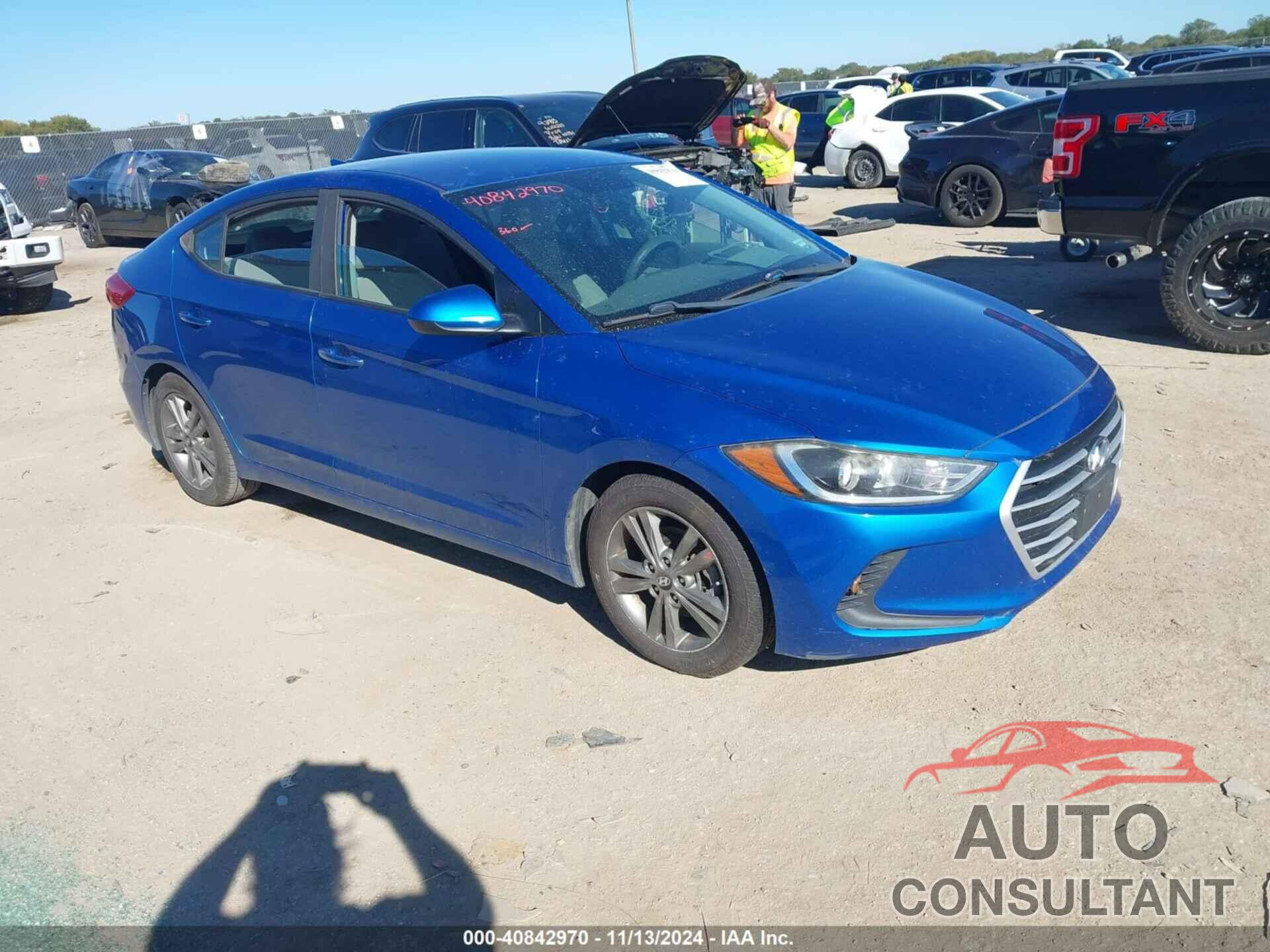 HYUNDAI ELANTRA 2018 - 5NPD84LF8JH252696