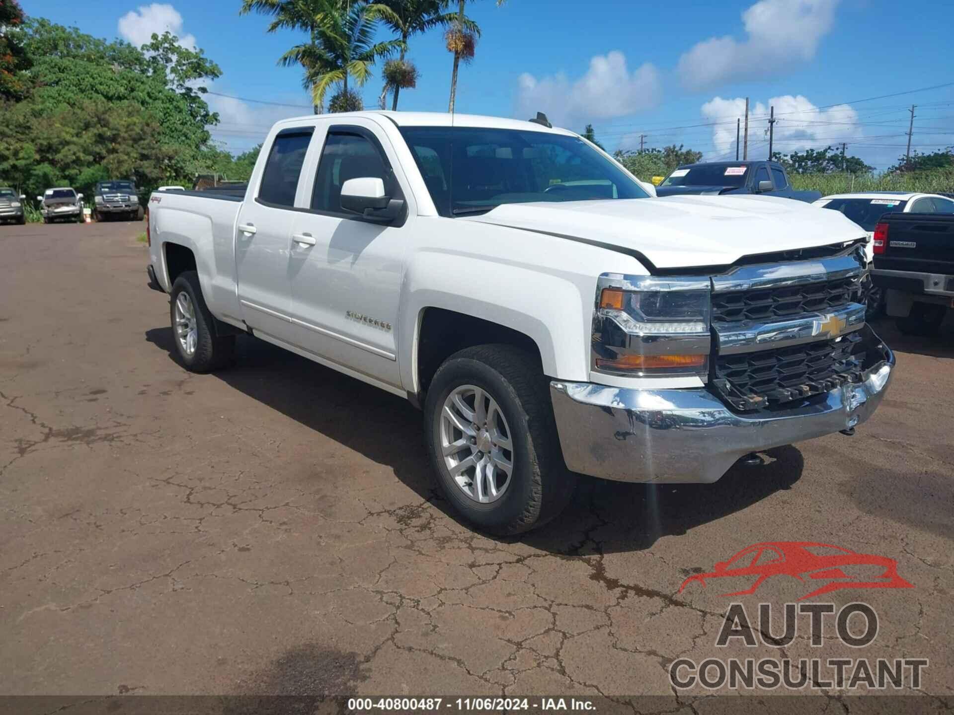 CHEVROLET SILVERADO 1500 2018 - 1GCVKREH9JZ173192