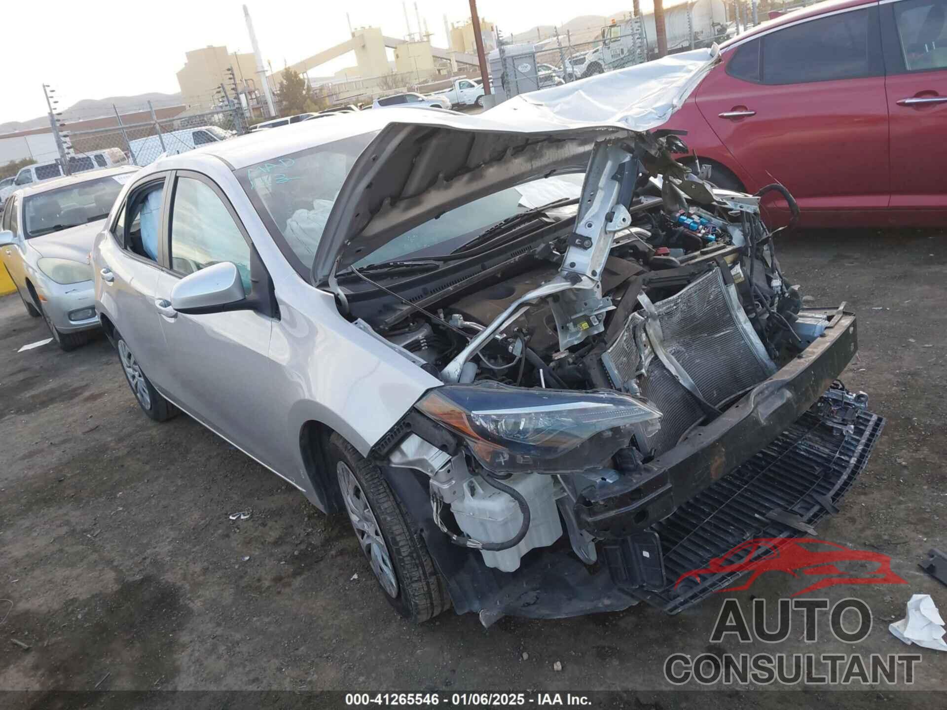 TOYOTA COROLLA 2018 - 2T1BURHE4JC043247