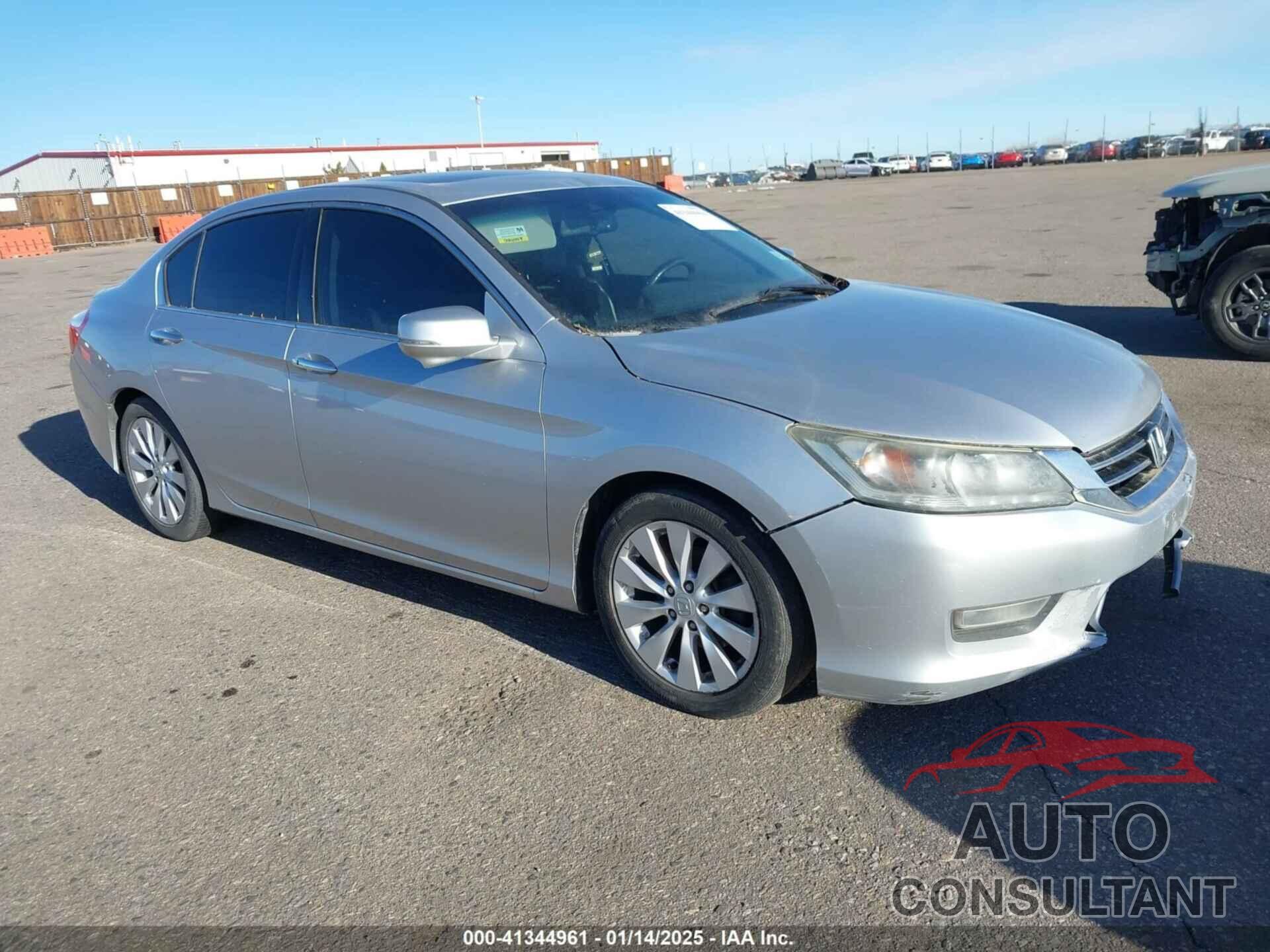 HONDA ACCORD 2013 - 1HGCR3F80DA002821