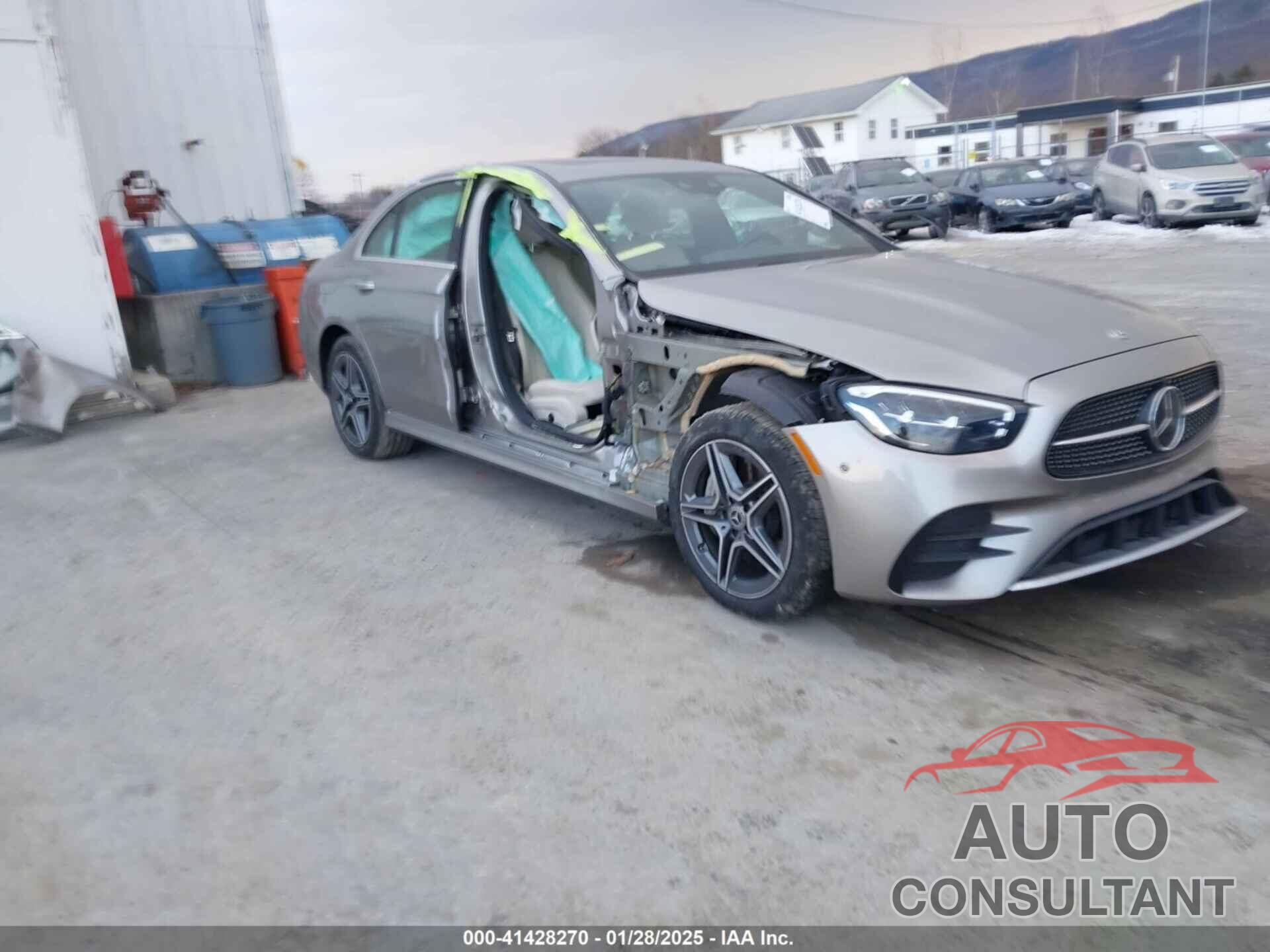 MERCEDES-BENZ E 350 2023 - W1KZF8EB4PB187035