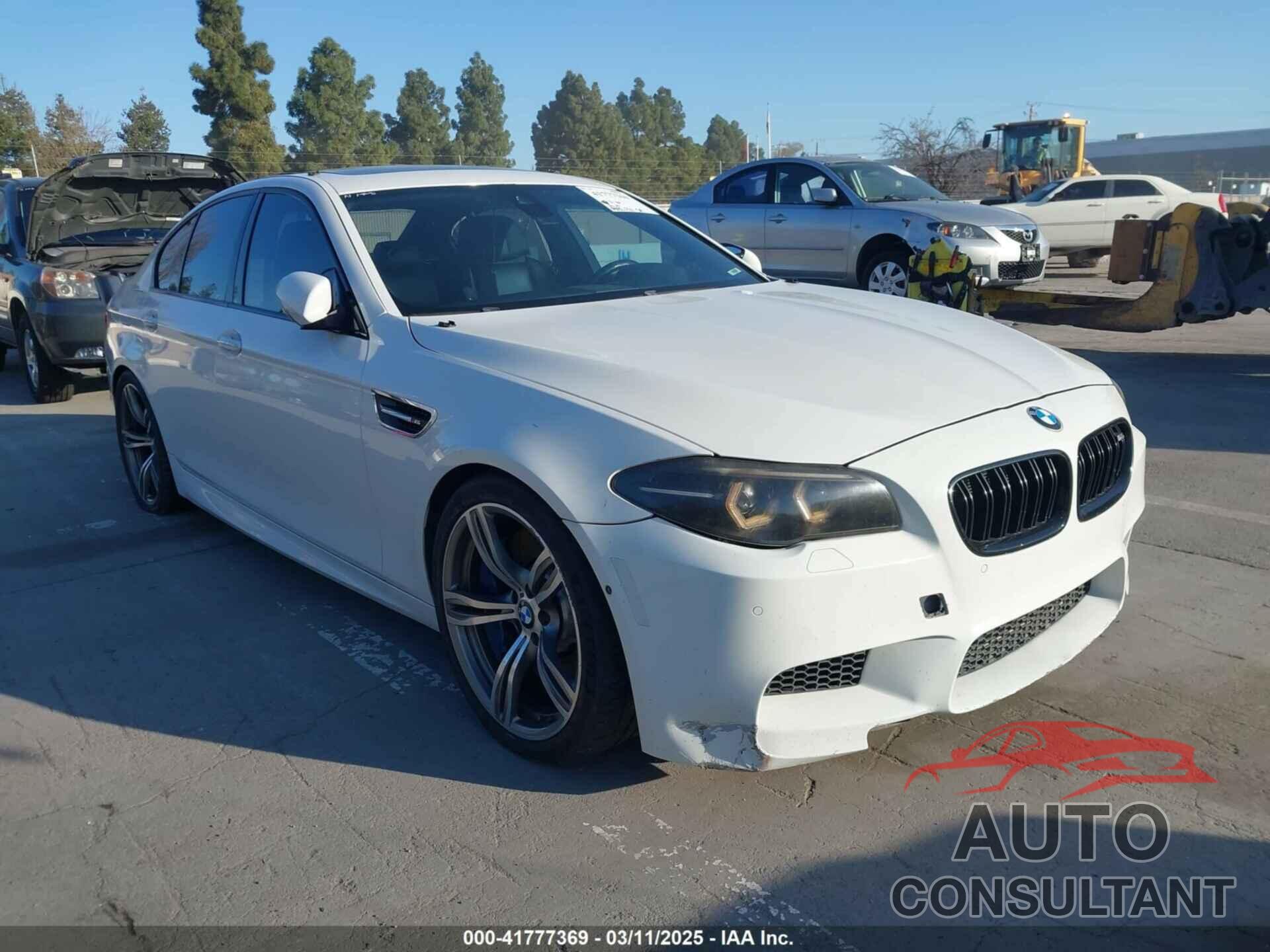 BMW M5 2014 - WBSFV9C55ED593614