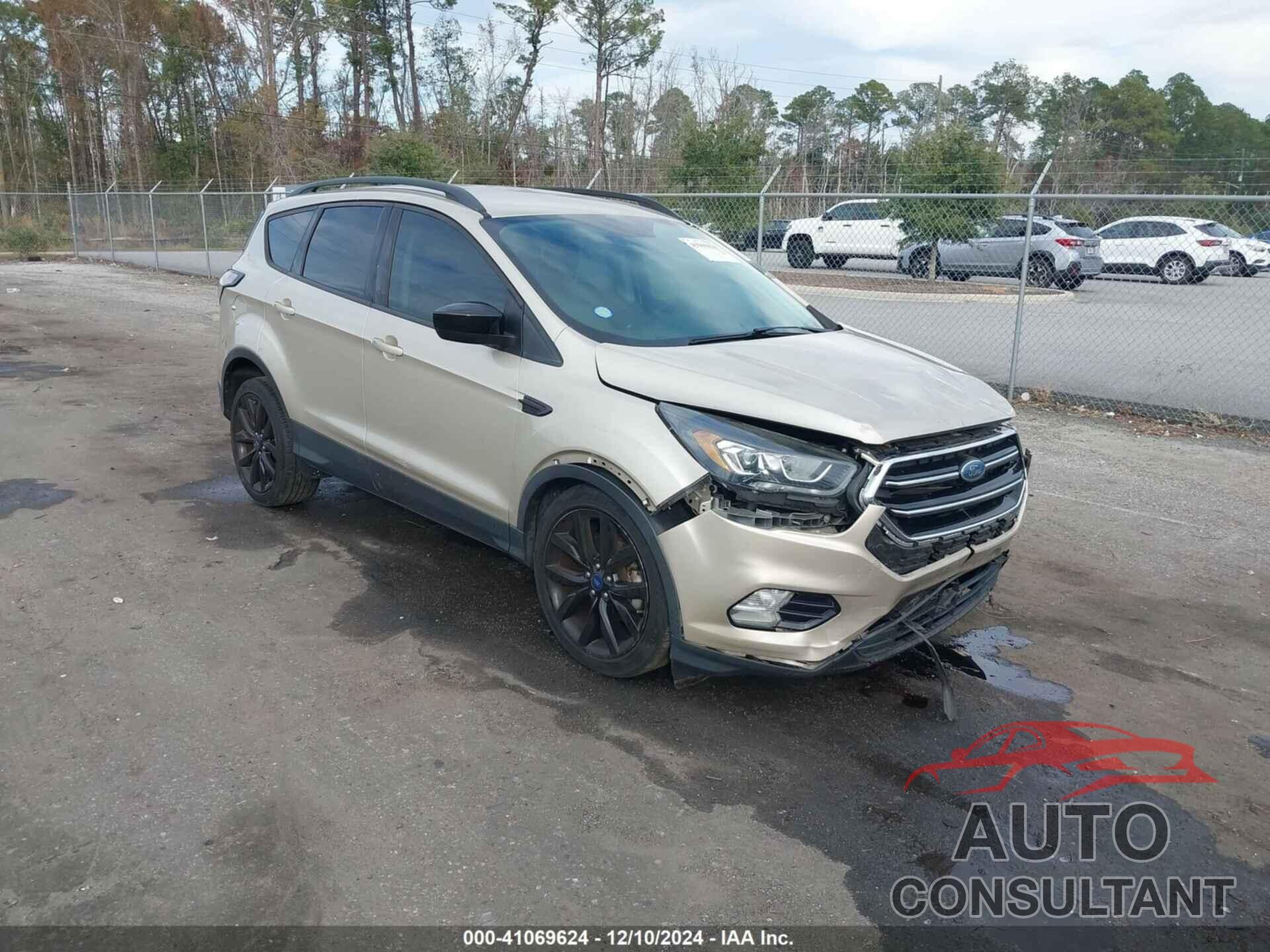 FORD ESCAPE 2018 - 1FMCU0GD6JUA79402