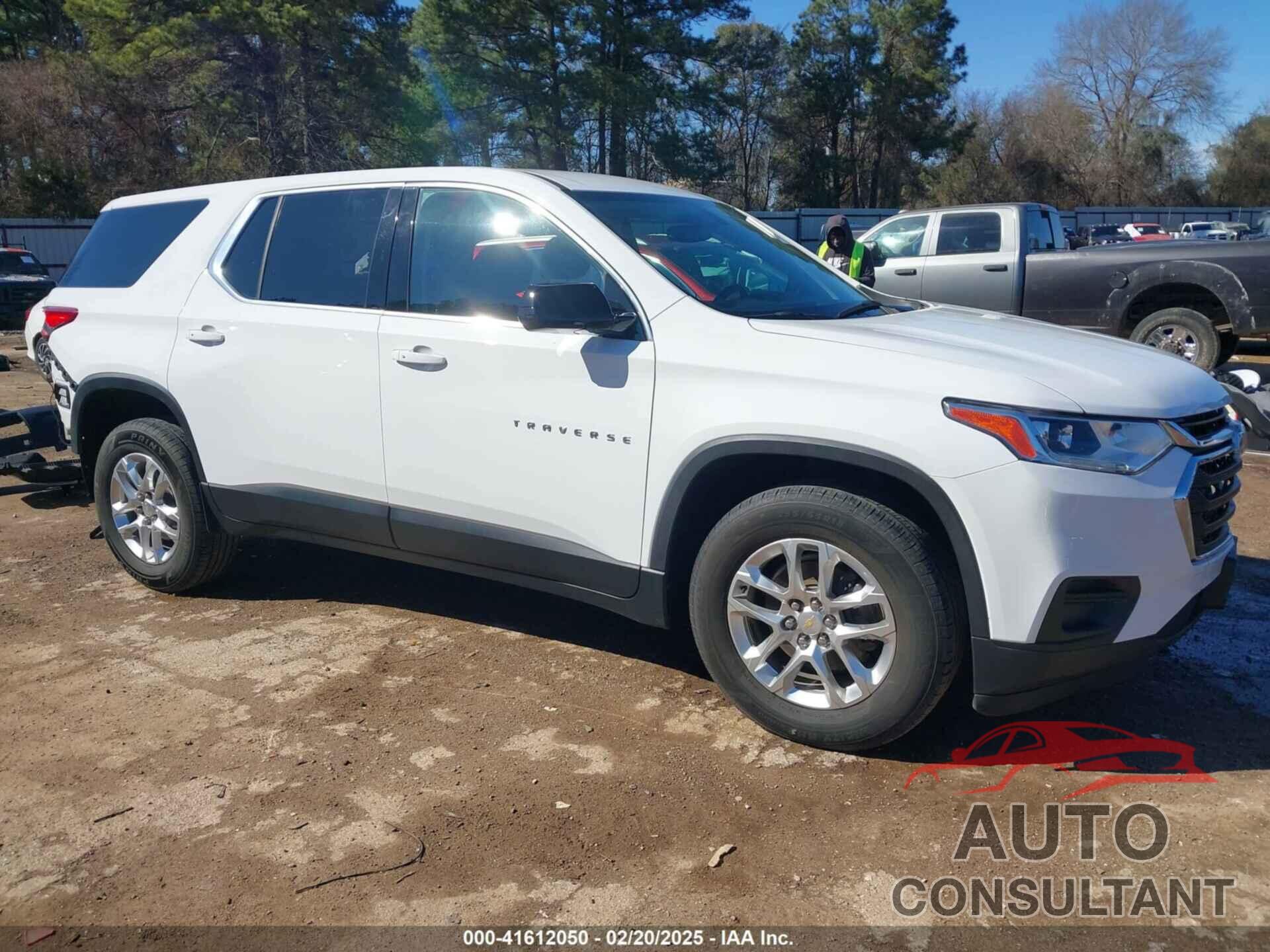 CHEVROLET TRAVERSE 2019 - 1GNERFKW7KJ224791