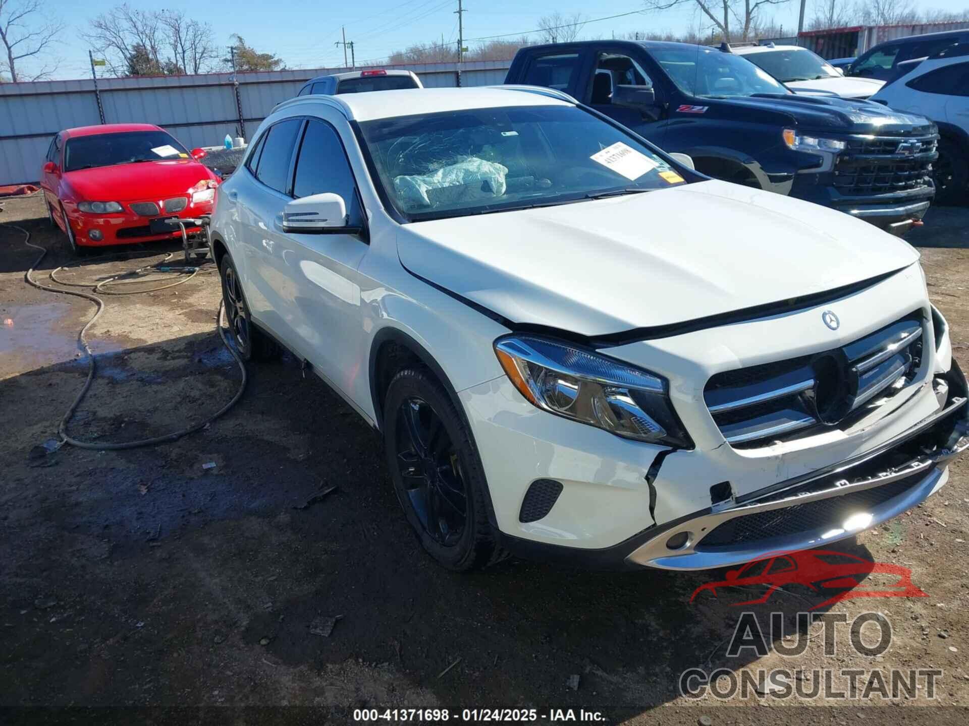 MERCEDES-BENZ GLA 250 2017 - WDCTG4EB8HJ291230