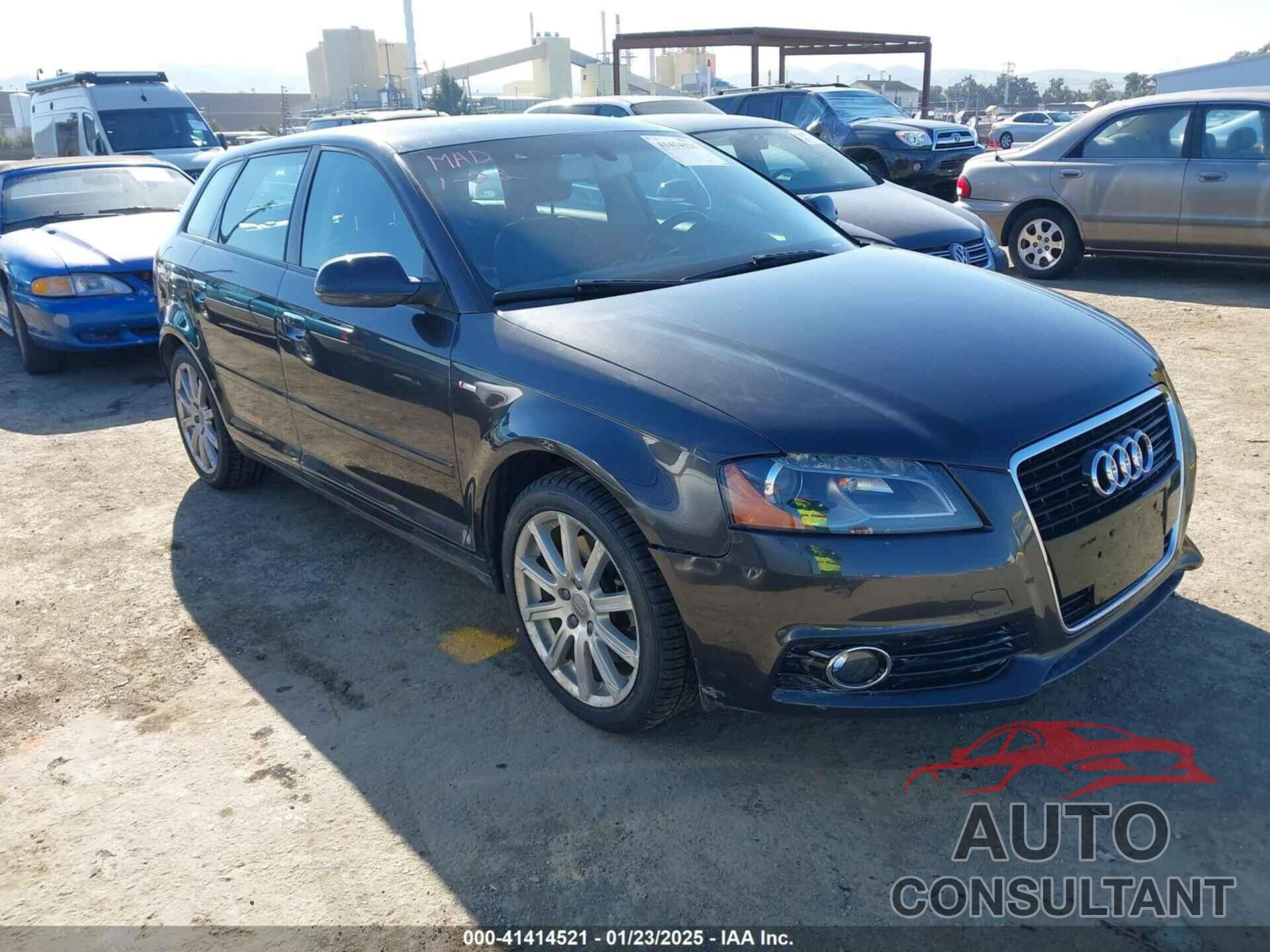 AUDI A3 2011 - WAUKEAFM9BA096294