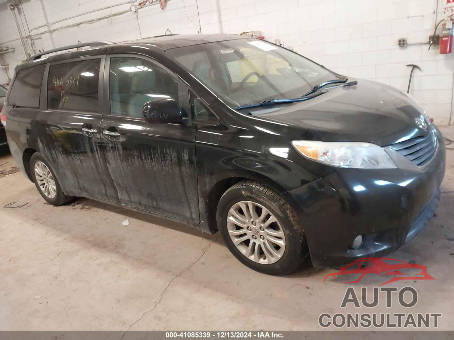 TOYOTA SIENNA 2011 - 5TDYK3DC6BS162637