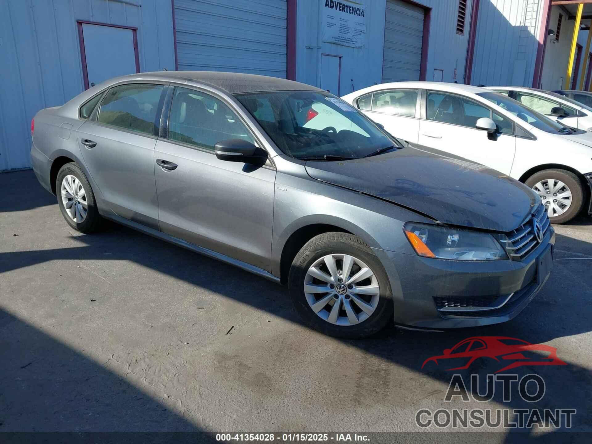 VOLKSWAGEN PASSAT 2013 - 1VWAP7A36DC137172
