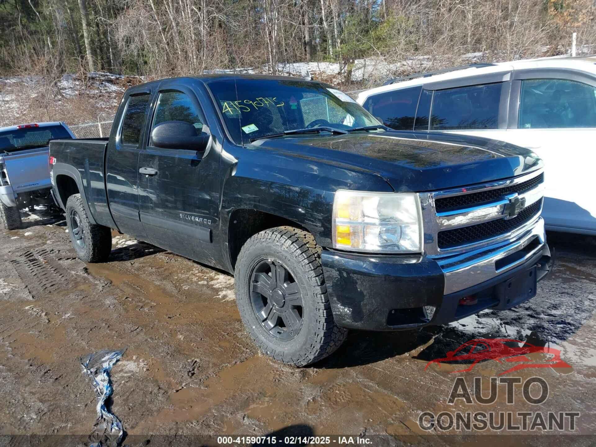 CHEVROLET SILVERADO 1500 2011 - 1GCRKSE32BZ457861