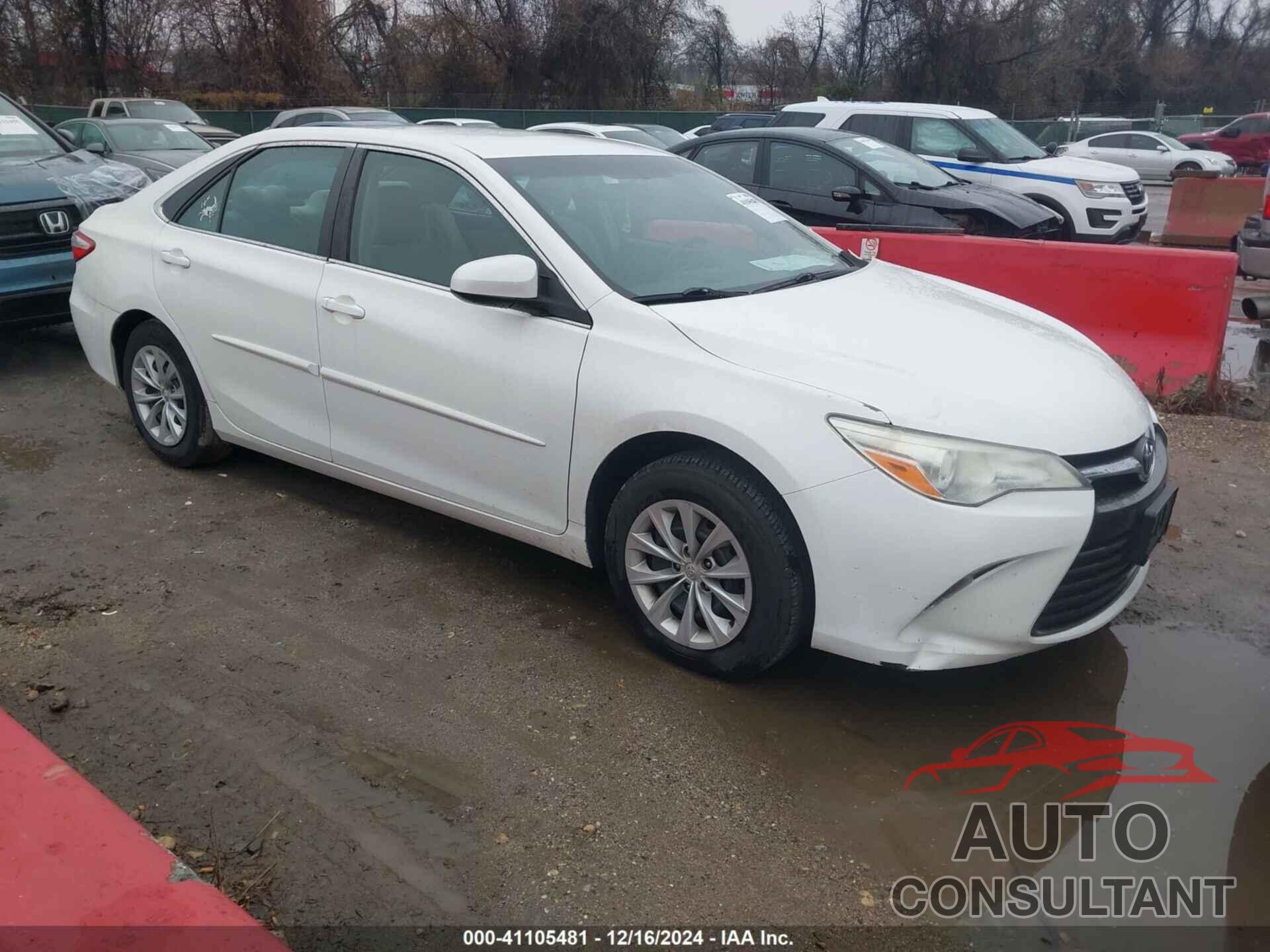 TOYOTA CAMRY 2015 - 4T4BF1FKXFR445998