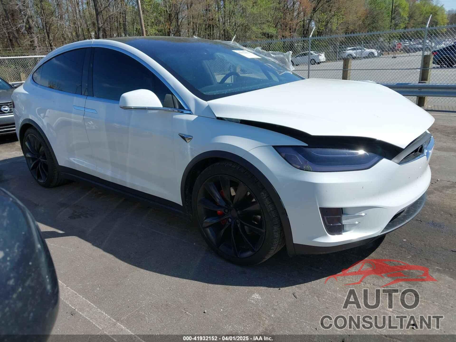 TESLA MODEL X 2018 - 5YJXCBE40JF108750