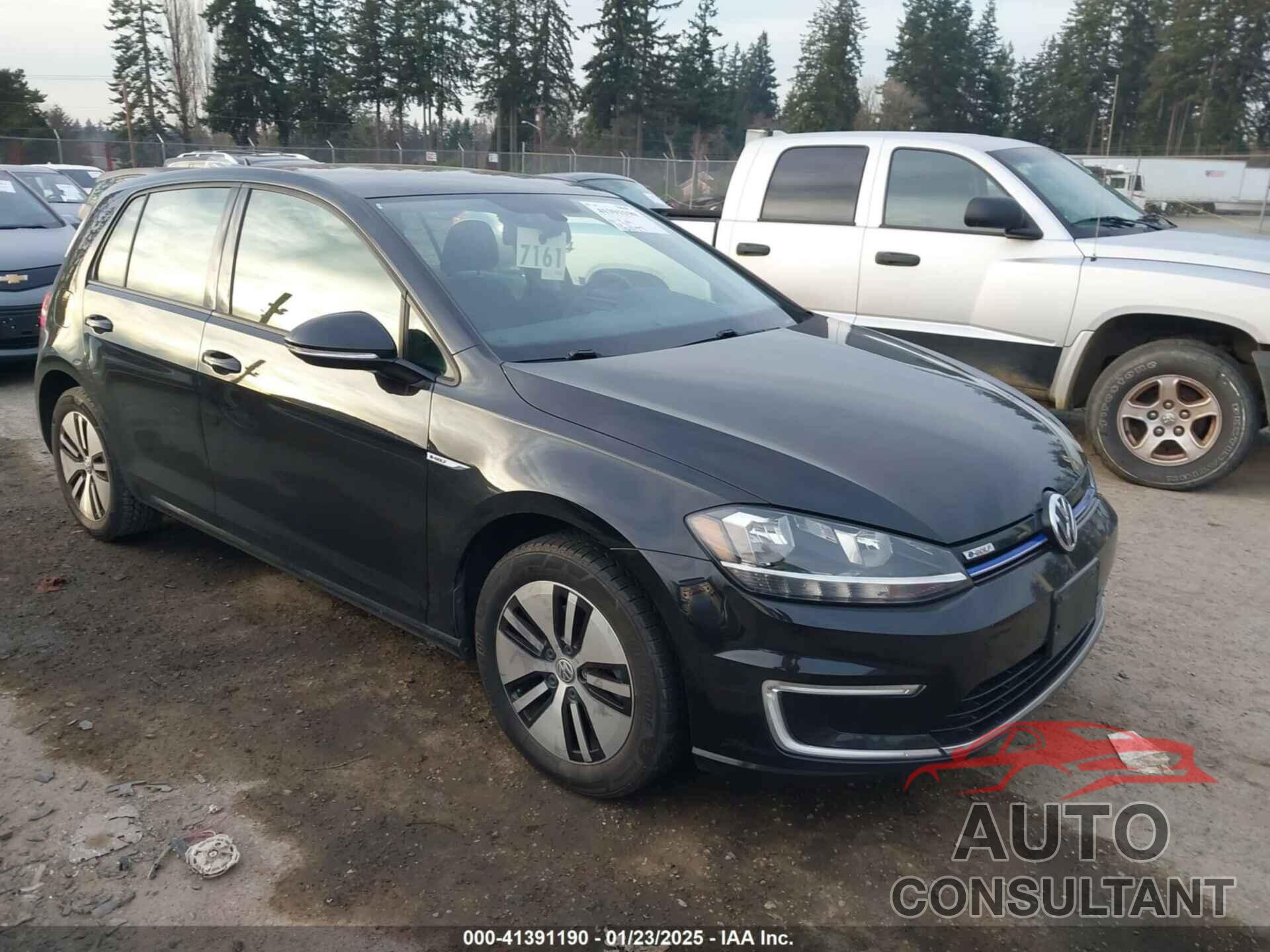 VOLKSWAGEN E-GOLF 2018 - WVWKR7AU8JW908798