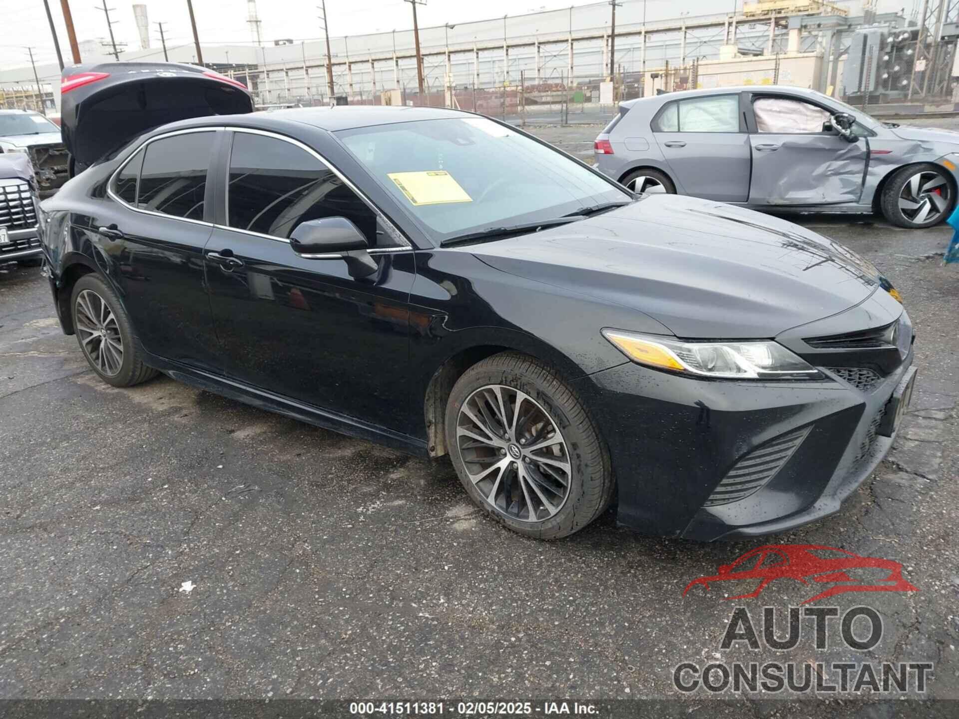 TOYOTA CAMRY 2019 - 4T1B11HK8KU728559