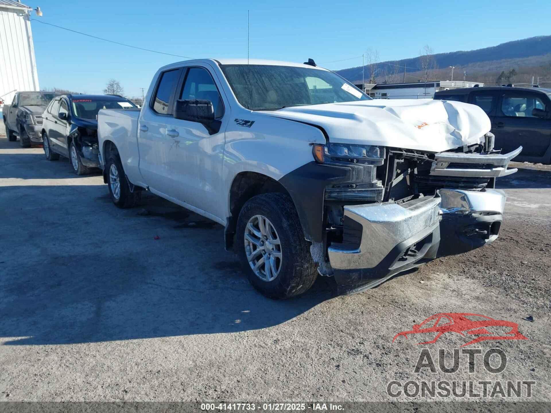 CHEVROLET SILVERADO 1500 2019 - 1GCRYDED0KZ318072