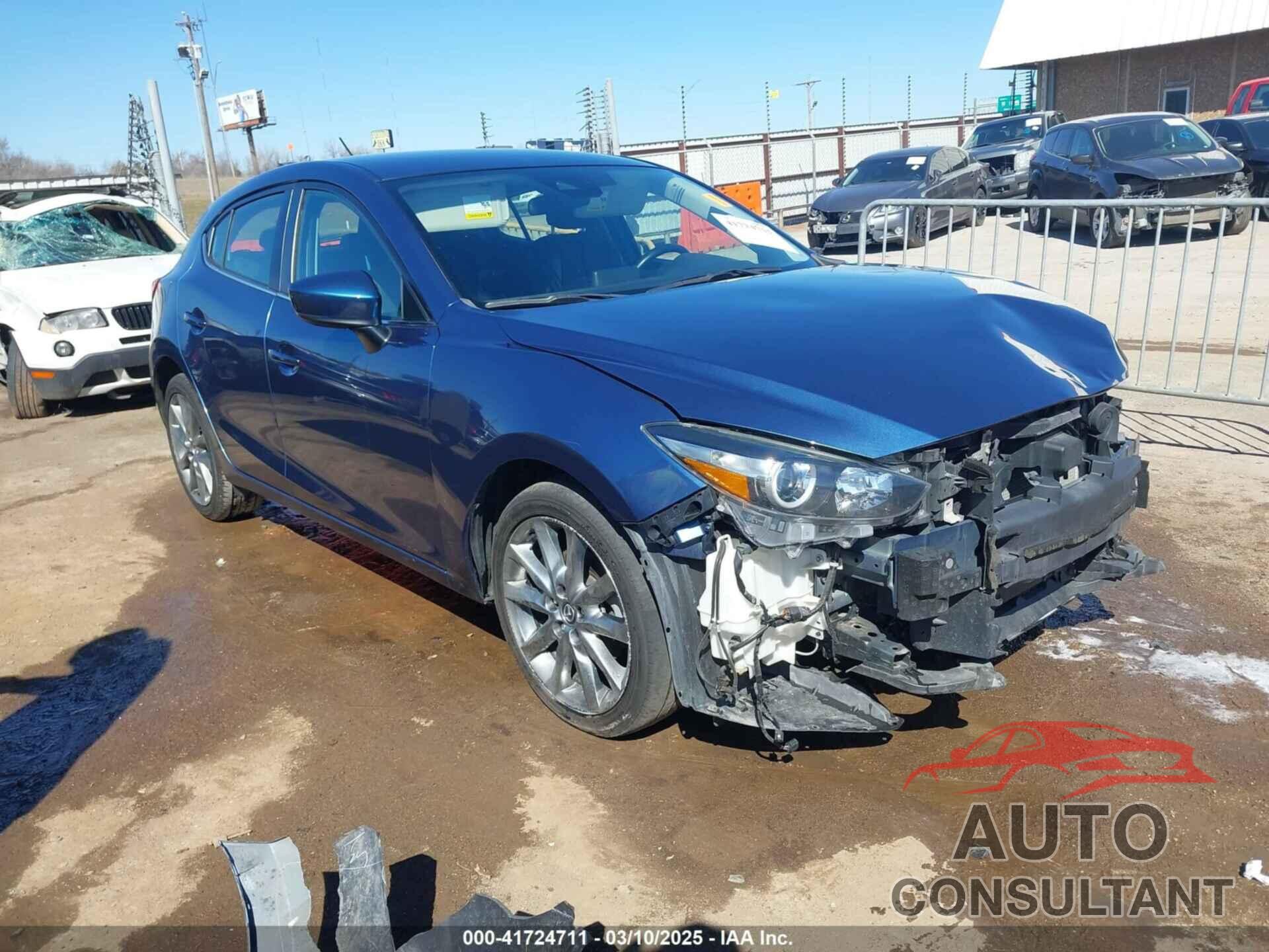 MAZDA MAZDA3 2018 - 3MZBN1L36JM247119