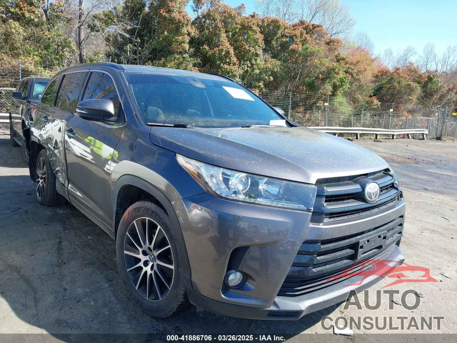 TOYOTA HIGHLANDER 2017 - 5TDJZRFHXHS434446