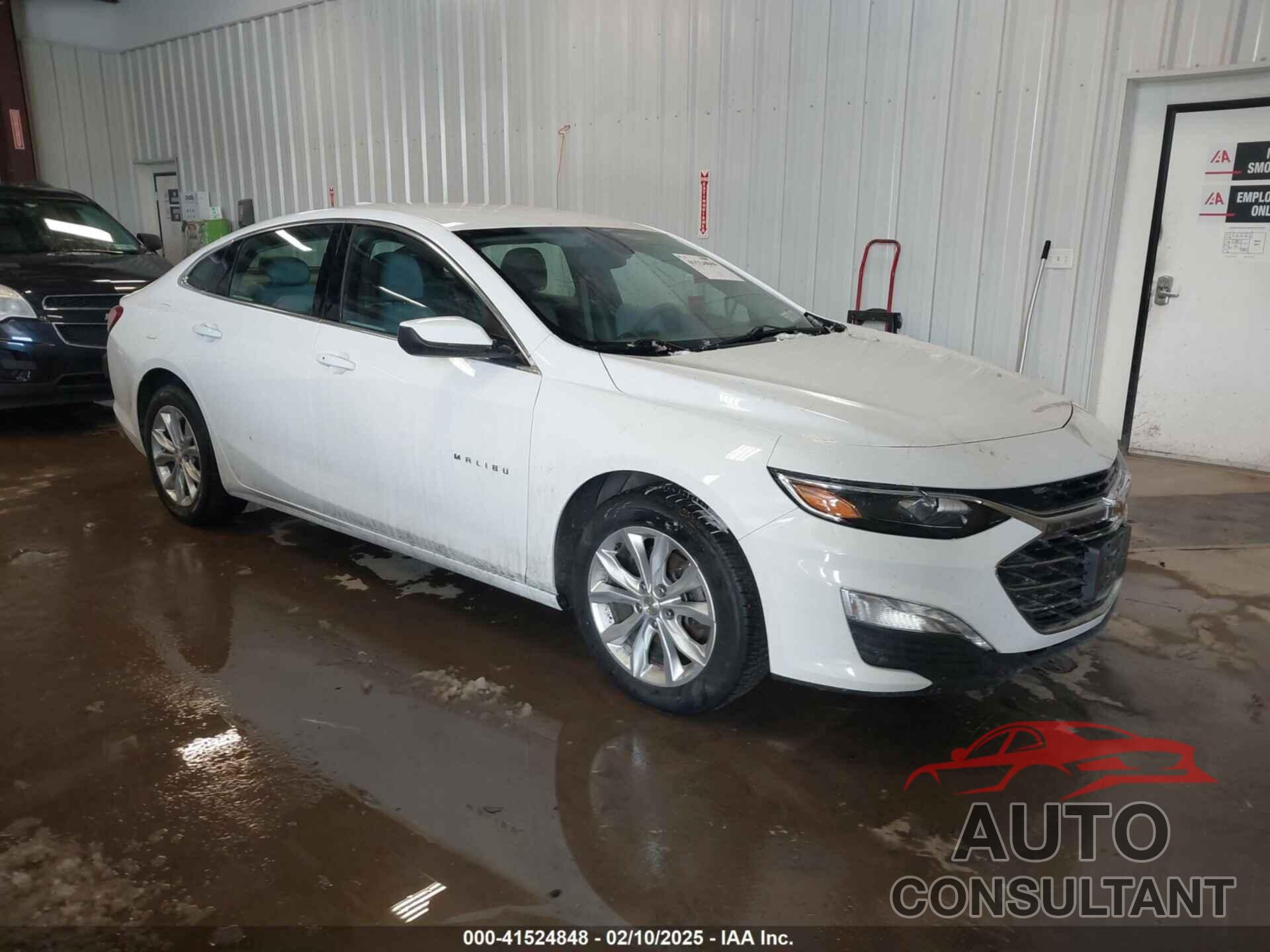 CHEVROLET MALIBU 2022 - 1G1ZD5ST4NF127962
