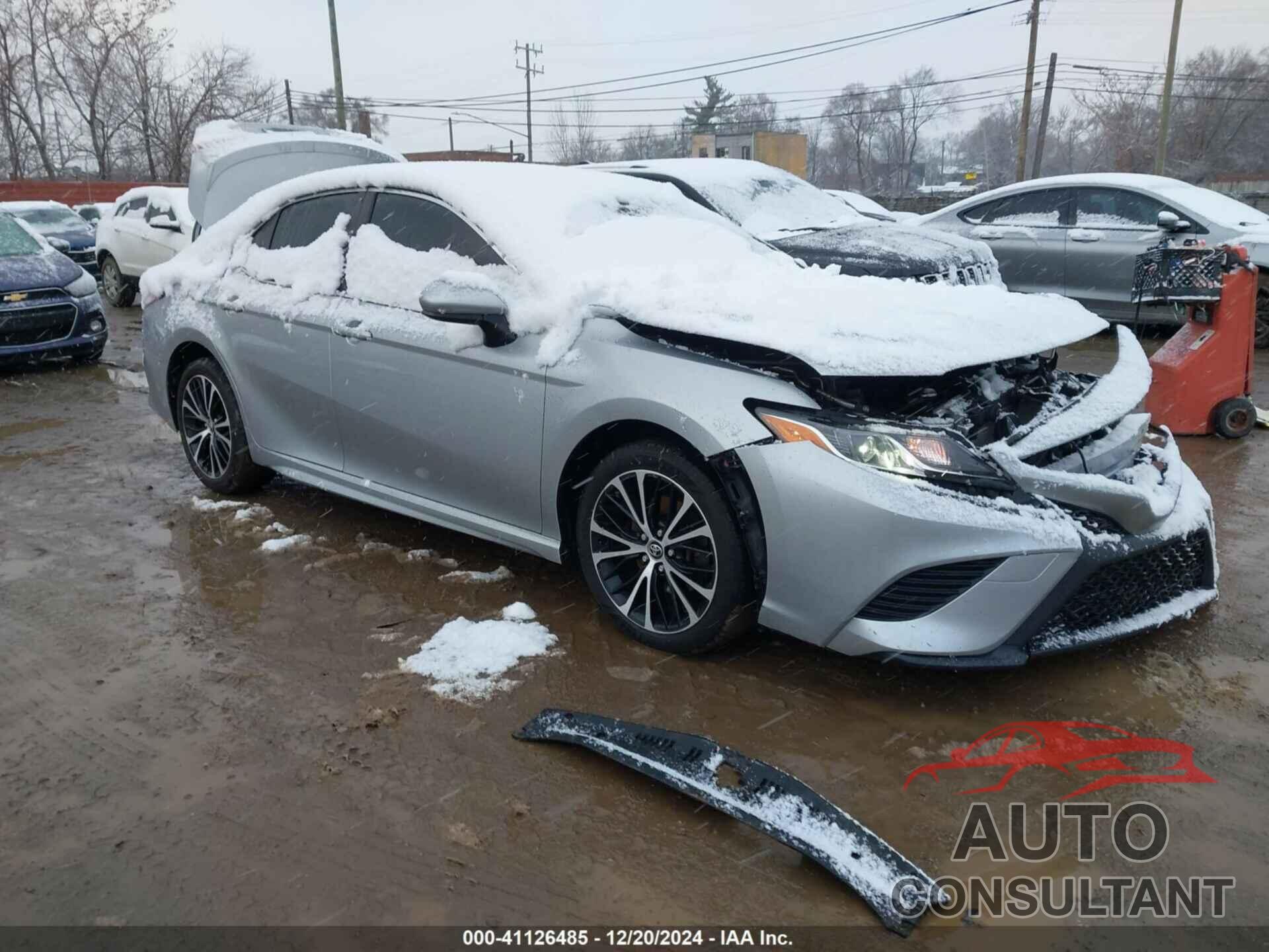 TOYOTA CAMRY 2018 - JTNB11HKXJ3013187