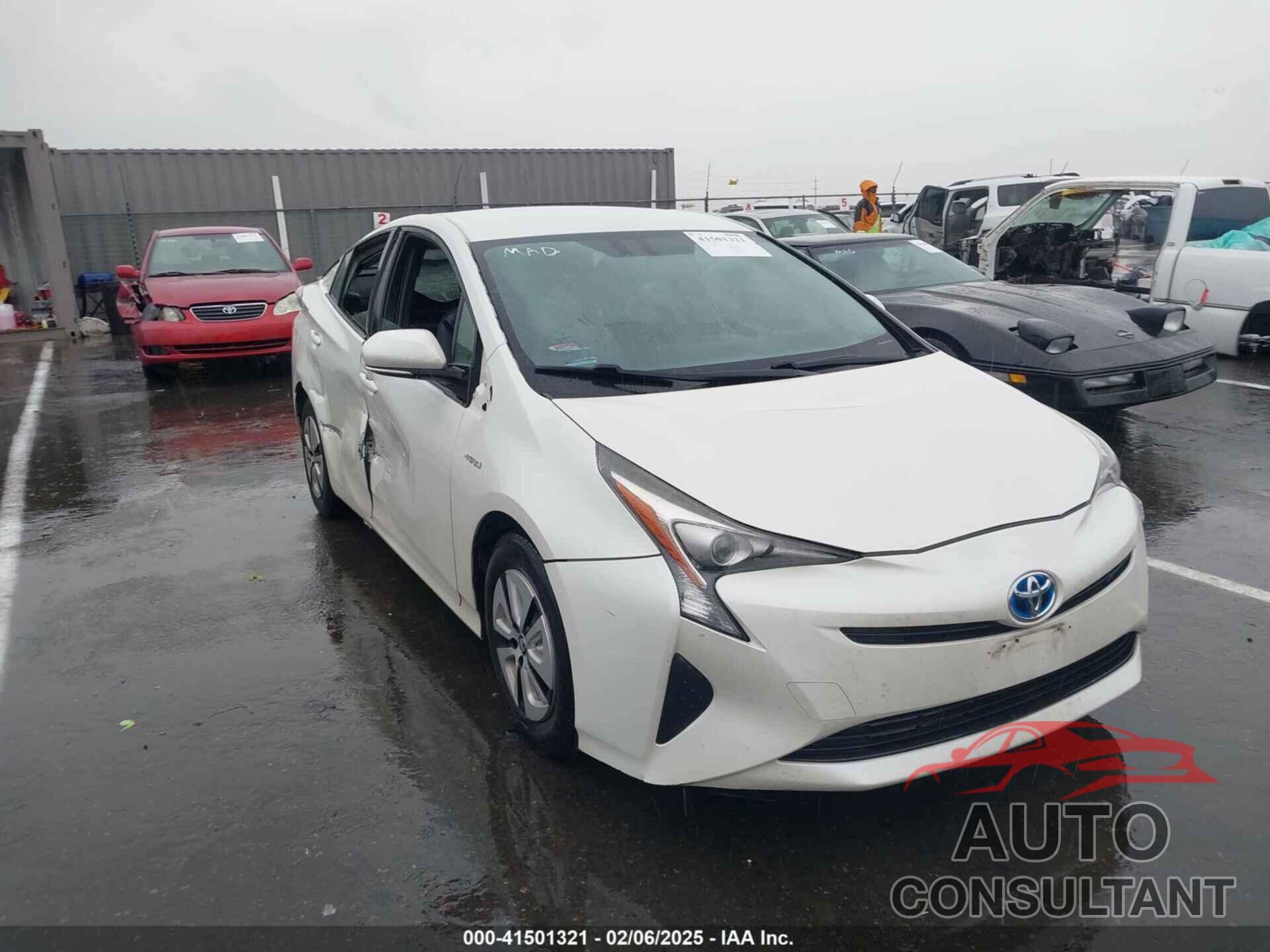 TOYOTA PRIUS 2016 - JTDKARFU4G3025447