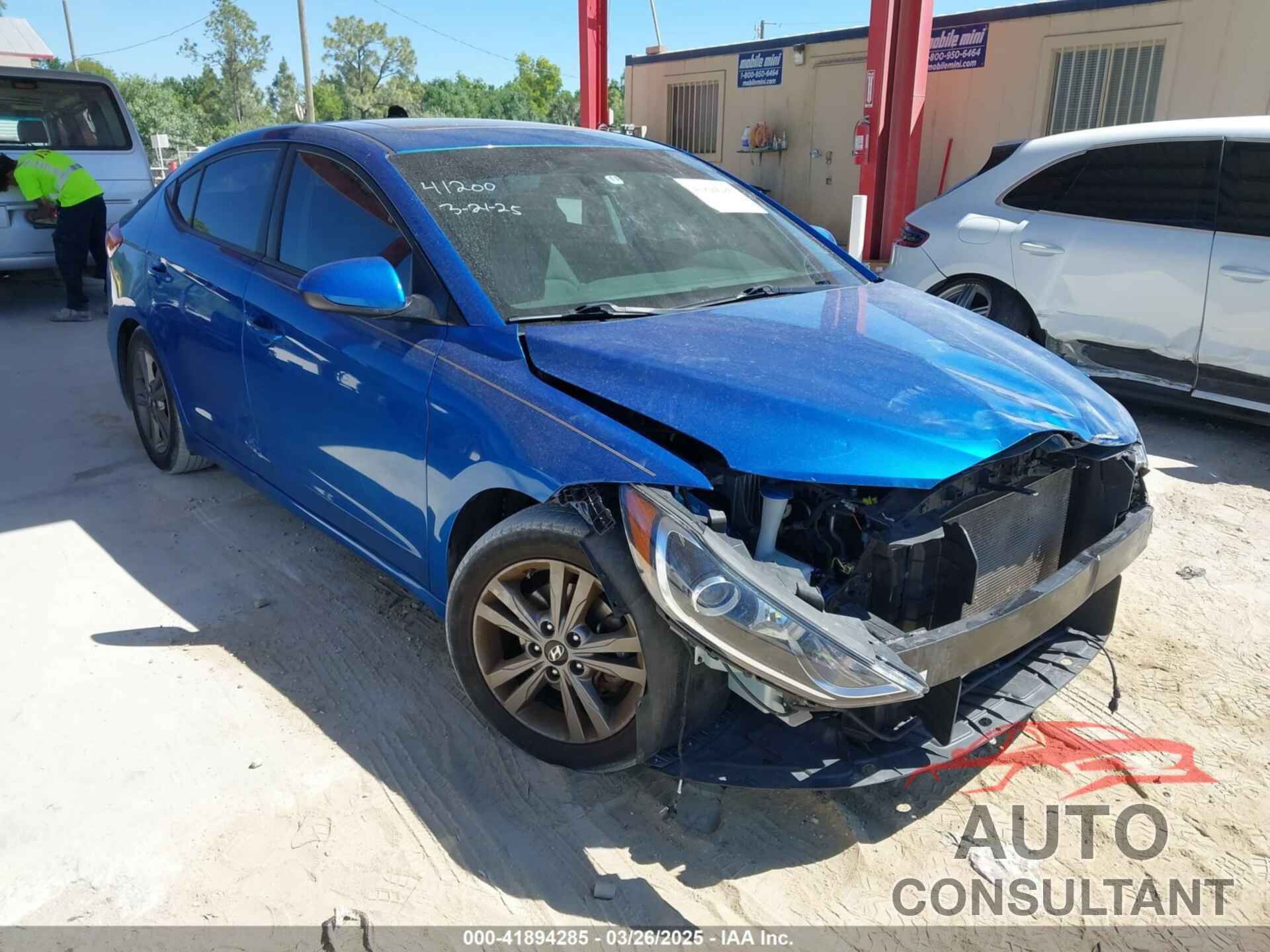 HYUNDAI ELANTRA 2018 - 5NPD84LF9JH300125