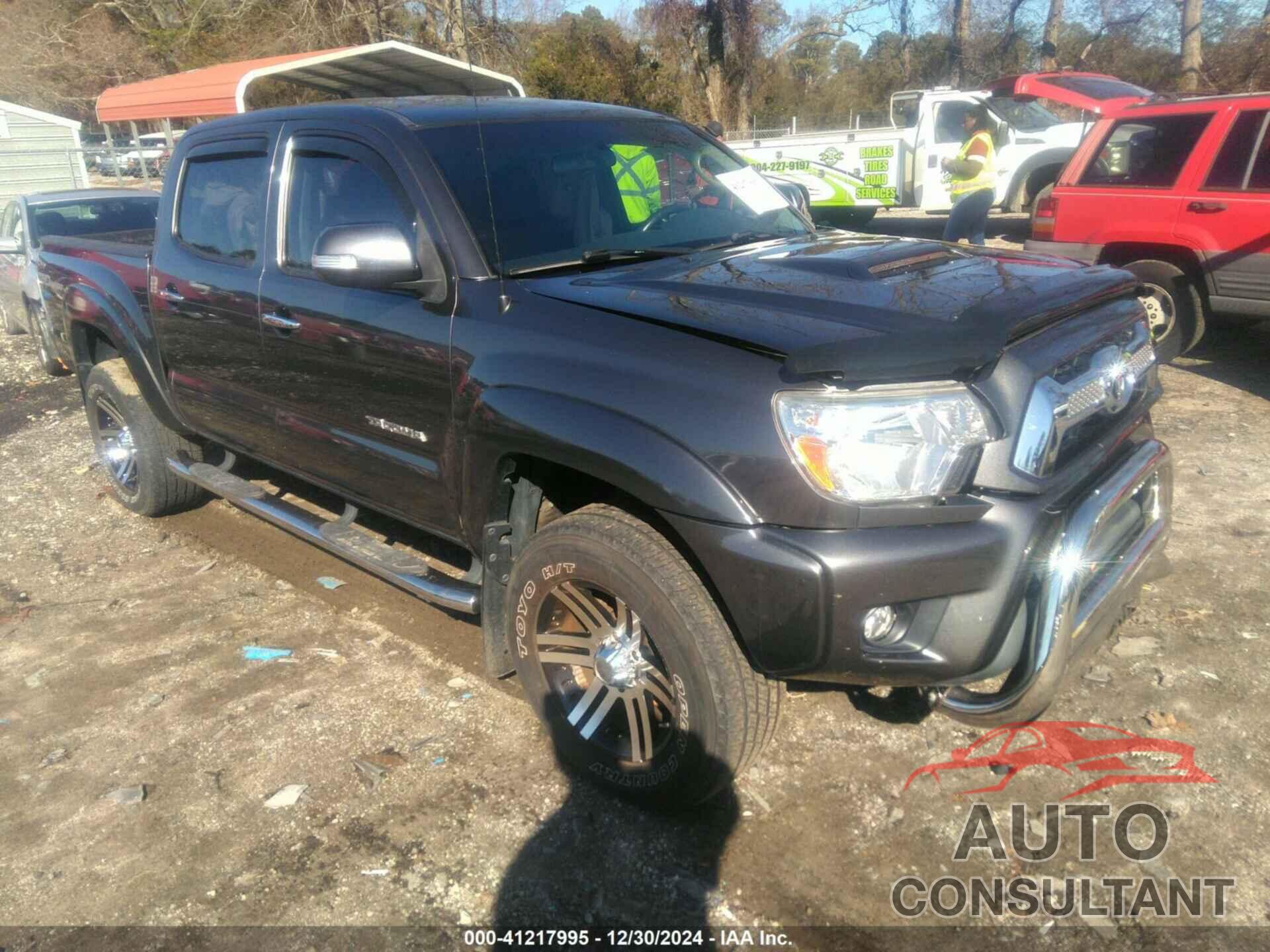 TOYOTA TACOMA 2015 - 5TFLU4EN9FX137659