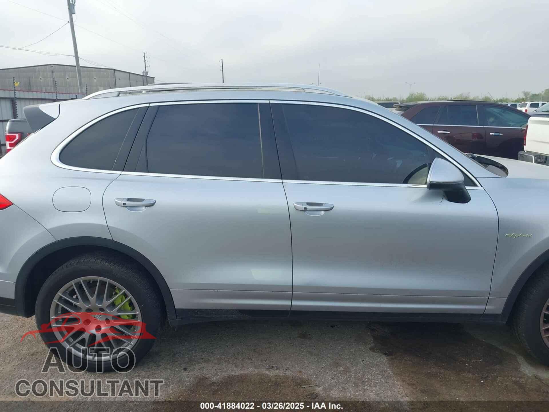 PORSCHE CAYENNE E-HYBRID 2016 - WP1AE2A26GLA59496