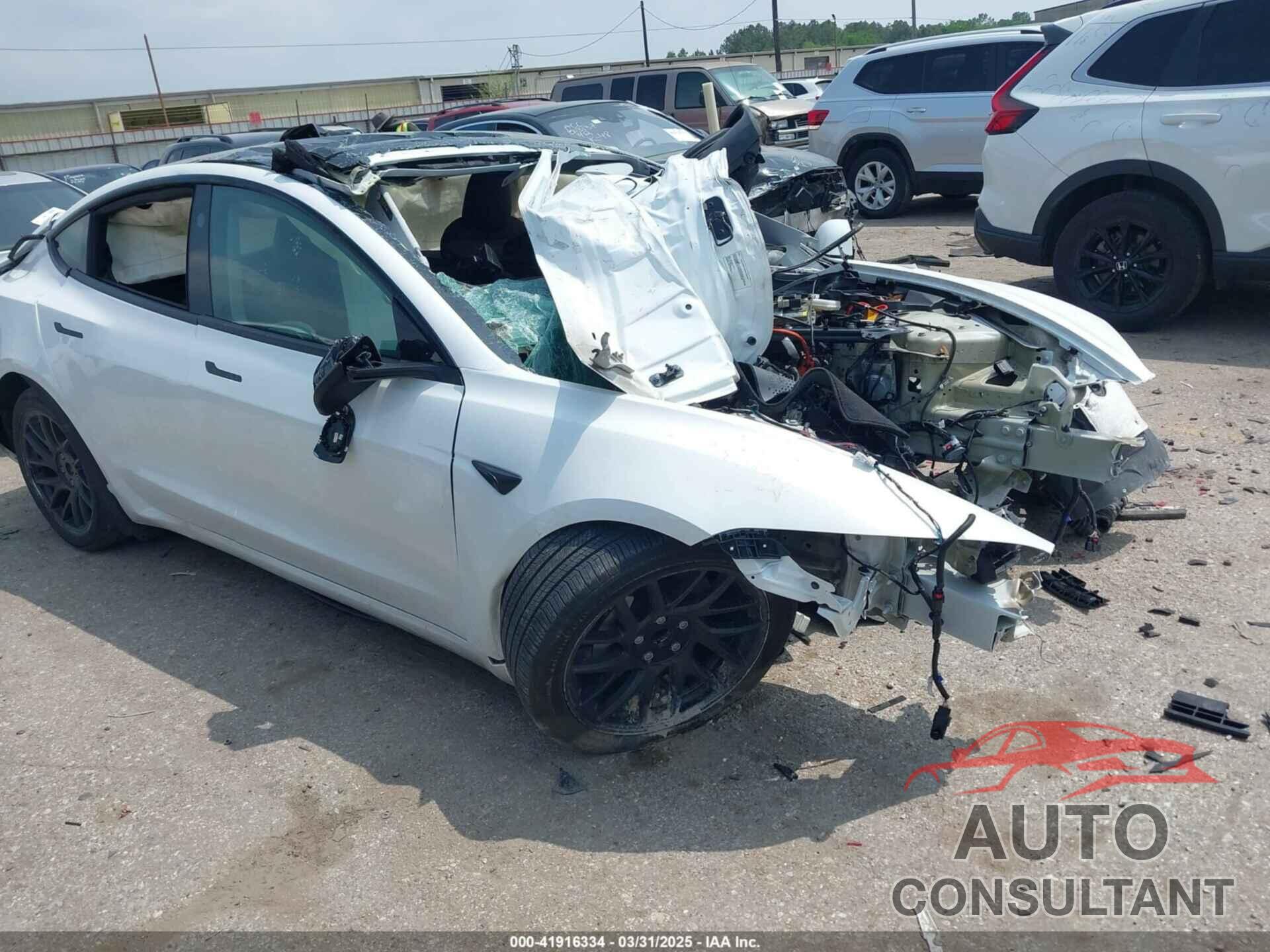 TESLA MODEL 3 2024 - 5YJ3E1EA7RF767266