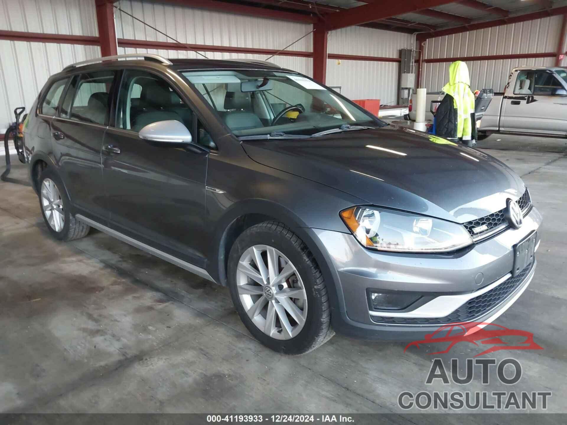 VOLKSWAGEN GOLF ALLTRACK 2017 - 3VWH17AU7HM544205