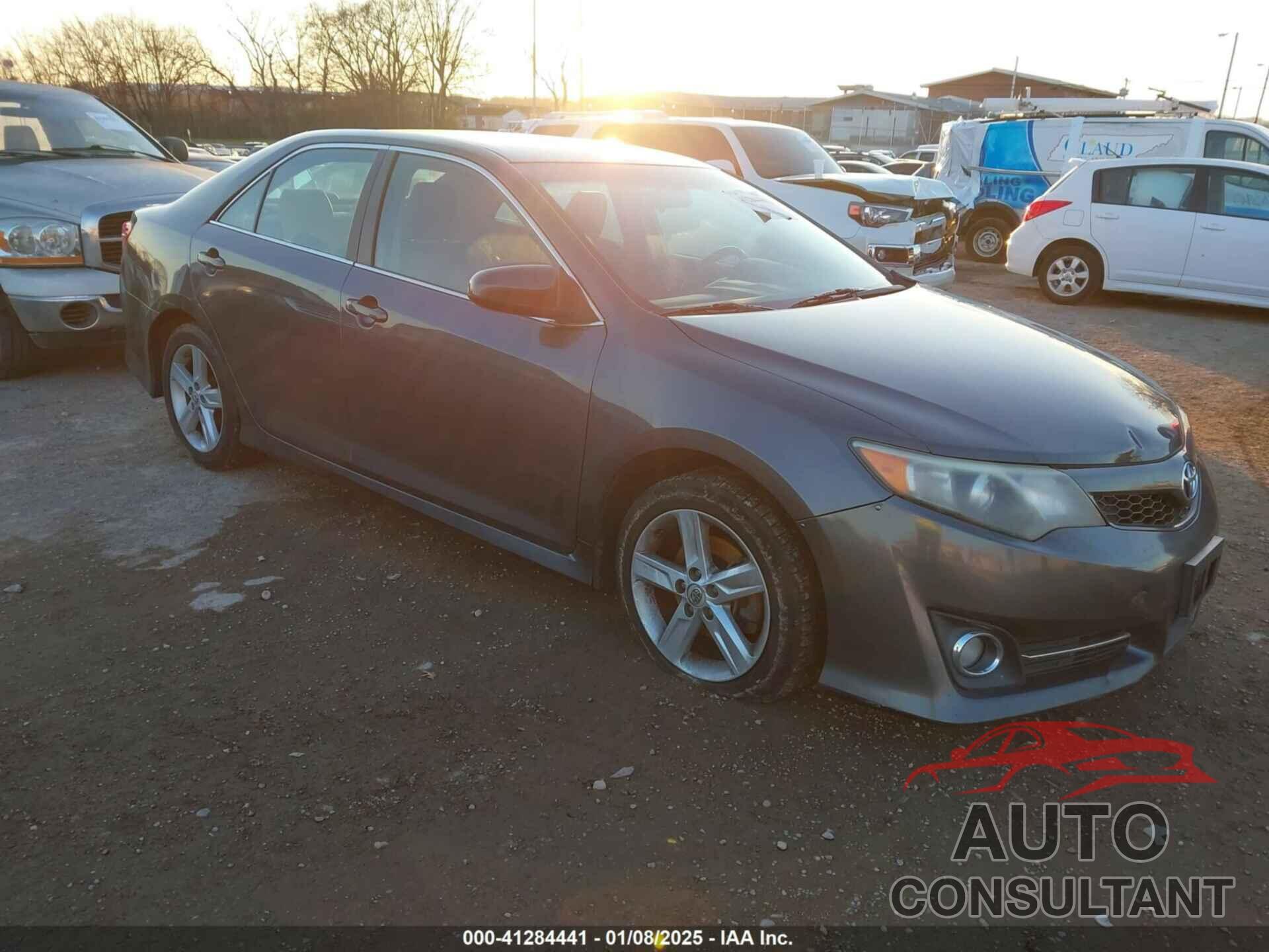 TOYOTA CAMRY 2014 - 4T1BF1FK4EU815819