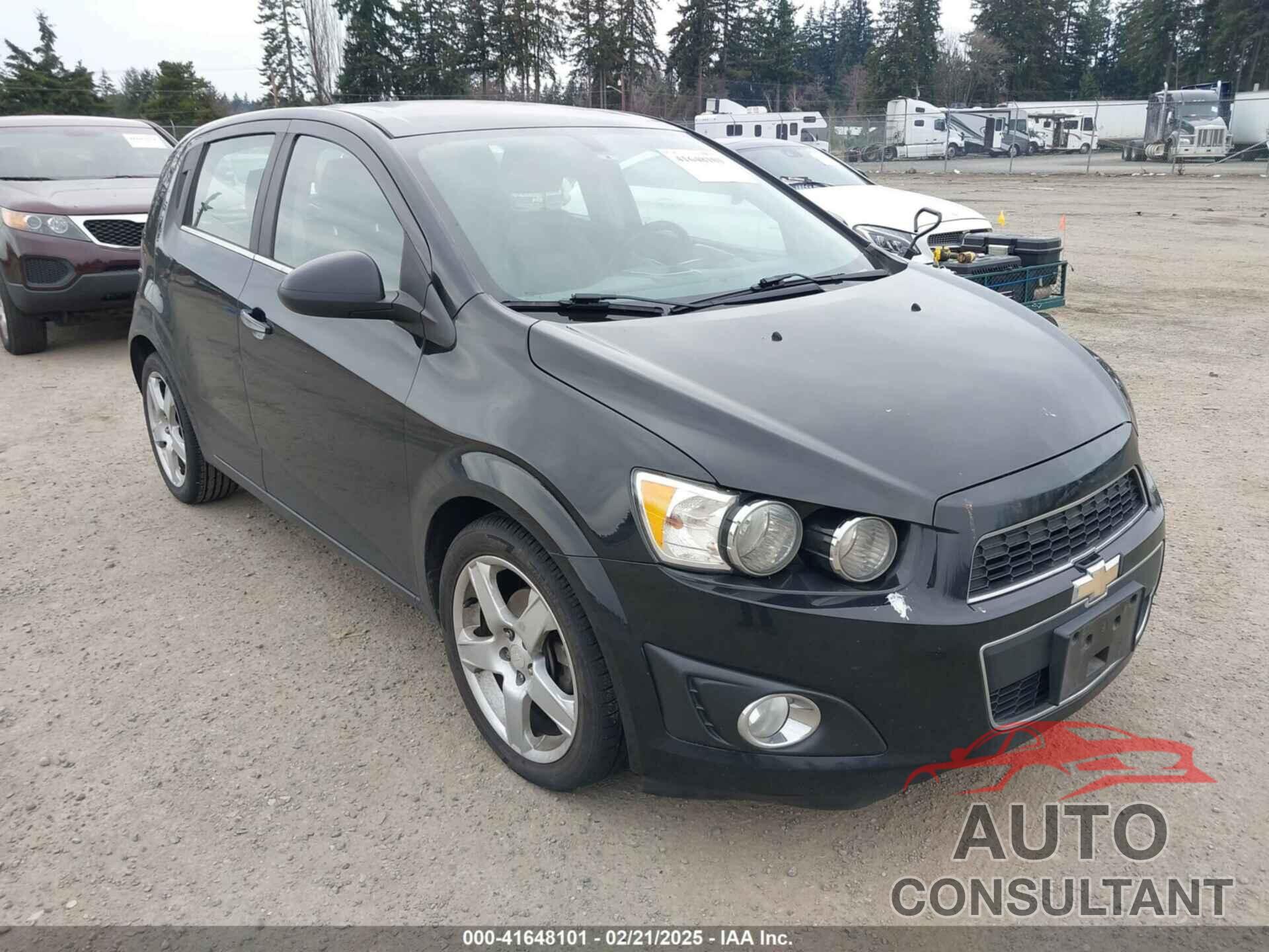 CHEVROLET SONIC 2016 - 1G1JE6SB3G4149439