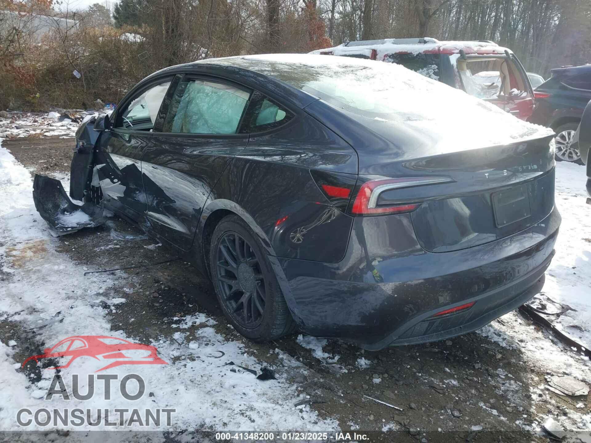 TESLA MODEL 3 2024 - 5YJ3E1EA7RF735871