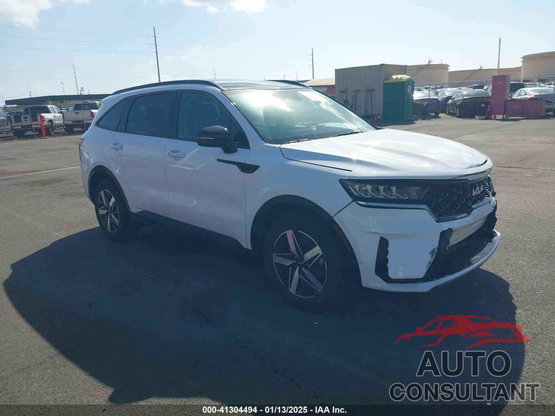 KIA SORENTO 2023 - 5XYRL4LC2PG235483