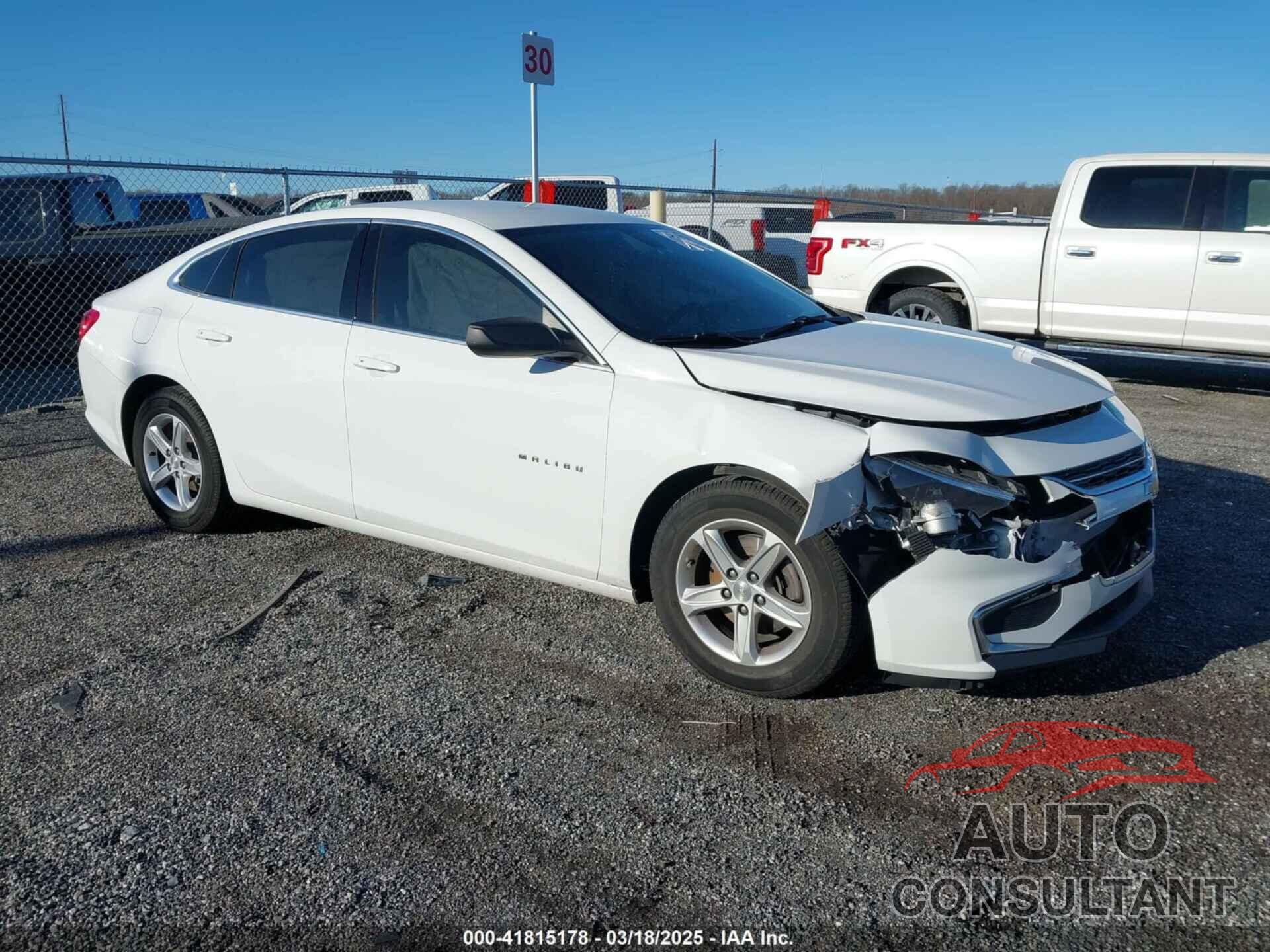CHEVROLET MALIBU 2018 - 1G1ZB5ST8JF293613