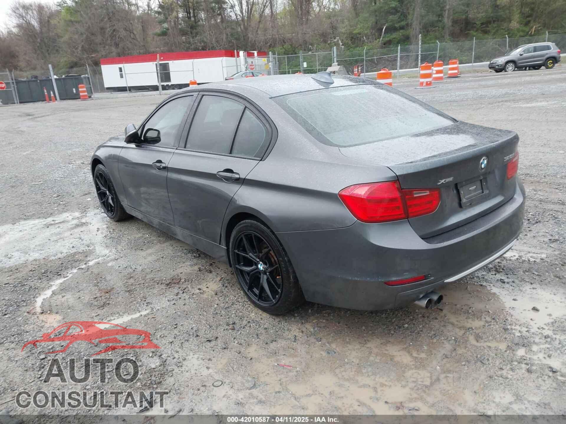 BMW 3 SERIES 2013 - WBA3B3C56DF542509
