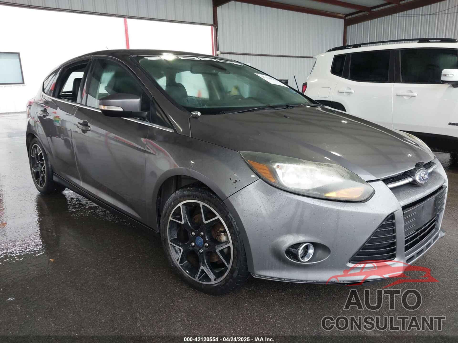 FORD FOCUS 2012 - 1FAHP3N26CL450206