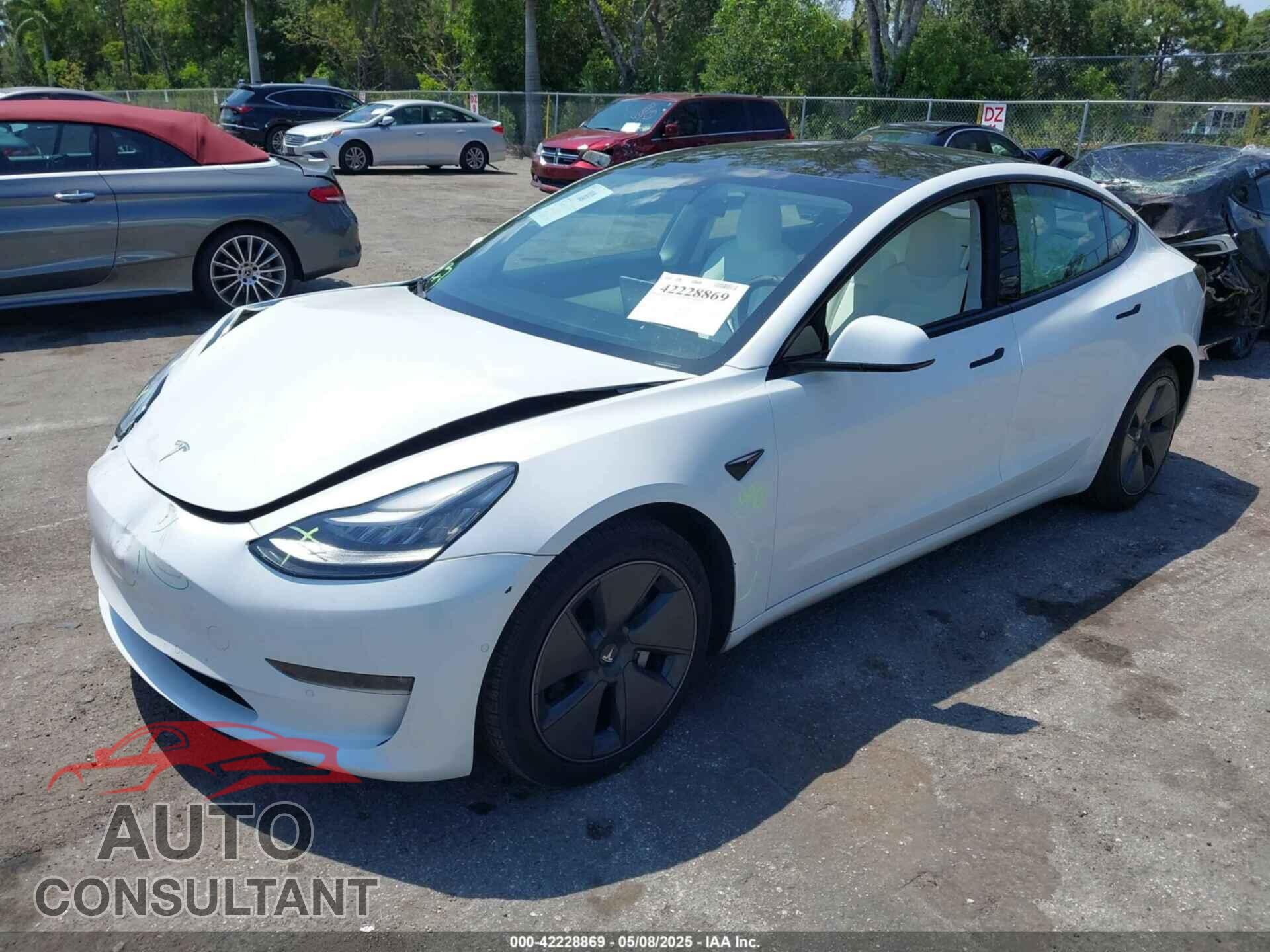 TESLA MODEL 3 2021 - 5YJ3E1EB5MF847912