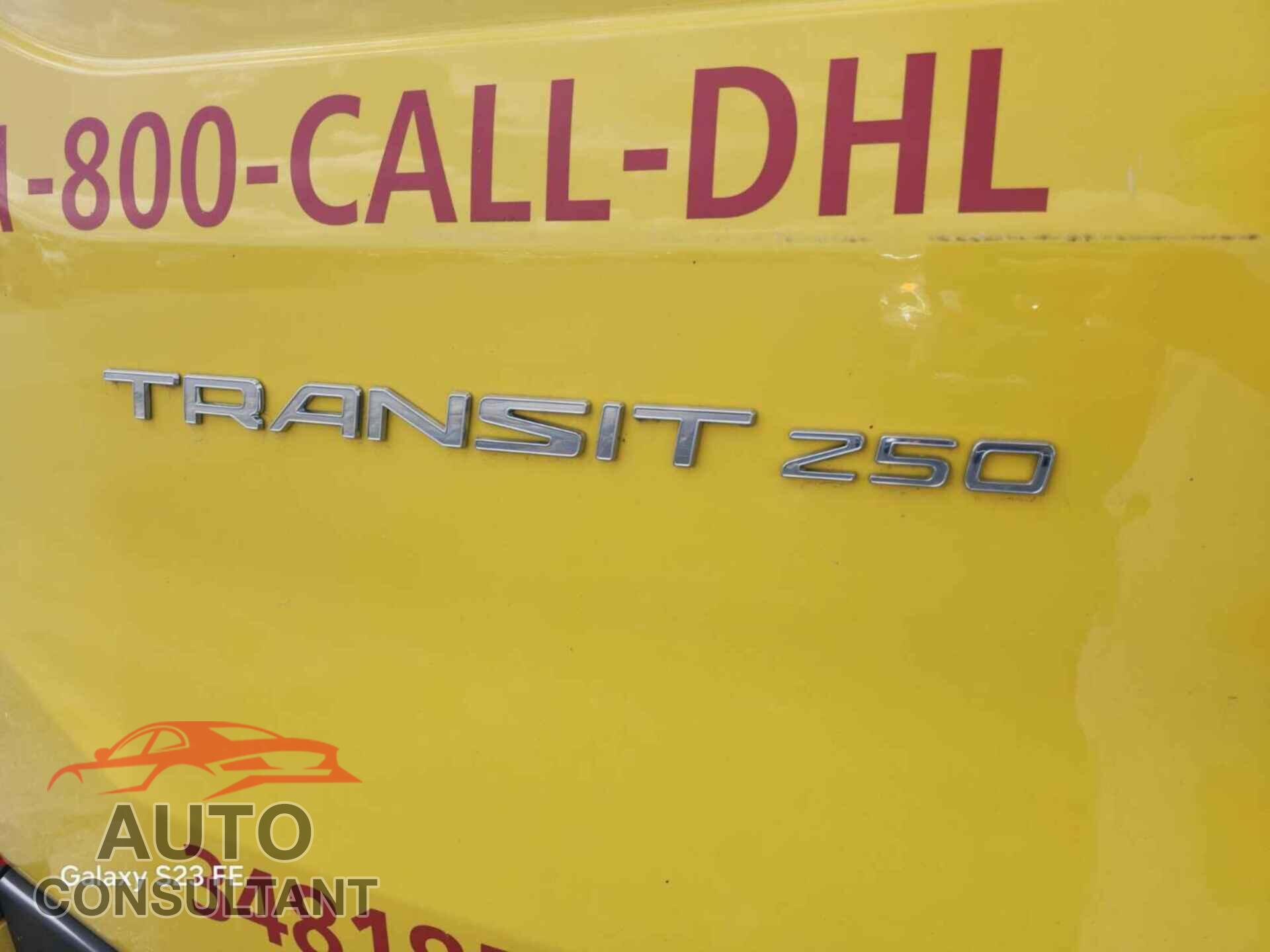 FORD TRANSIT 2019 - 1FTYR3XM8KKA24931