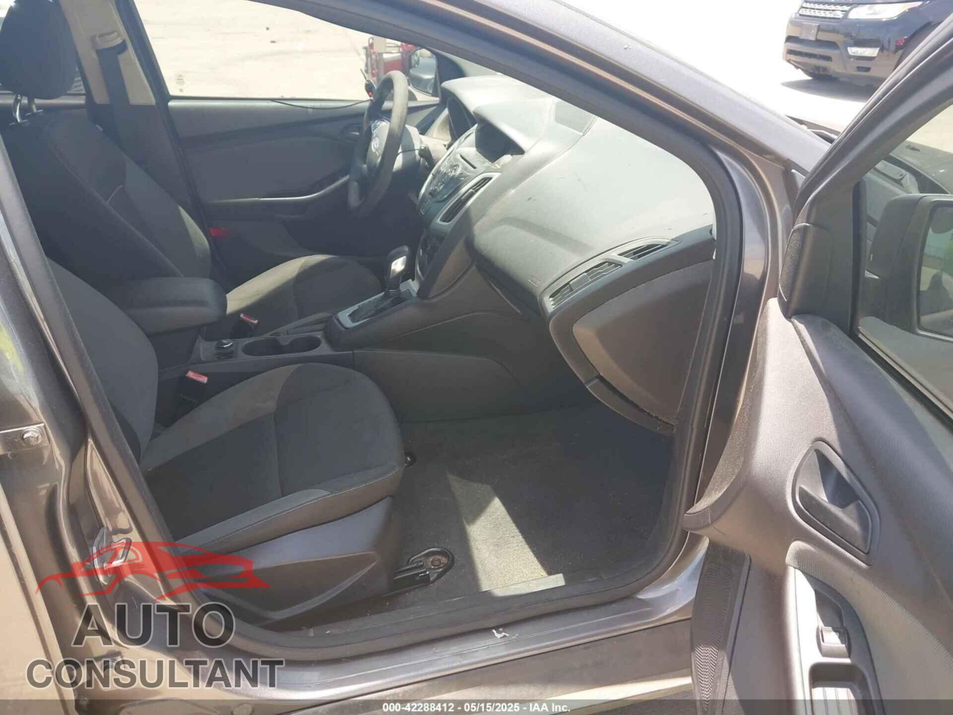 FORD FOCUS 2012 - 1FAHP3K20CL190373