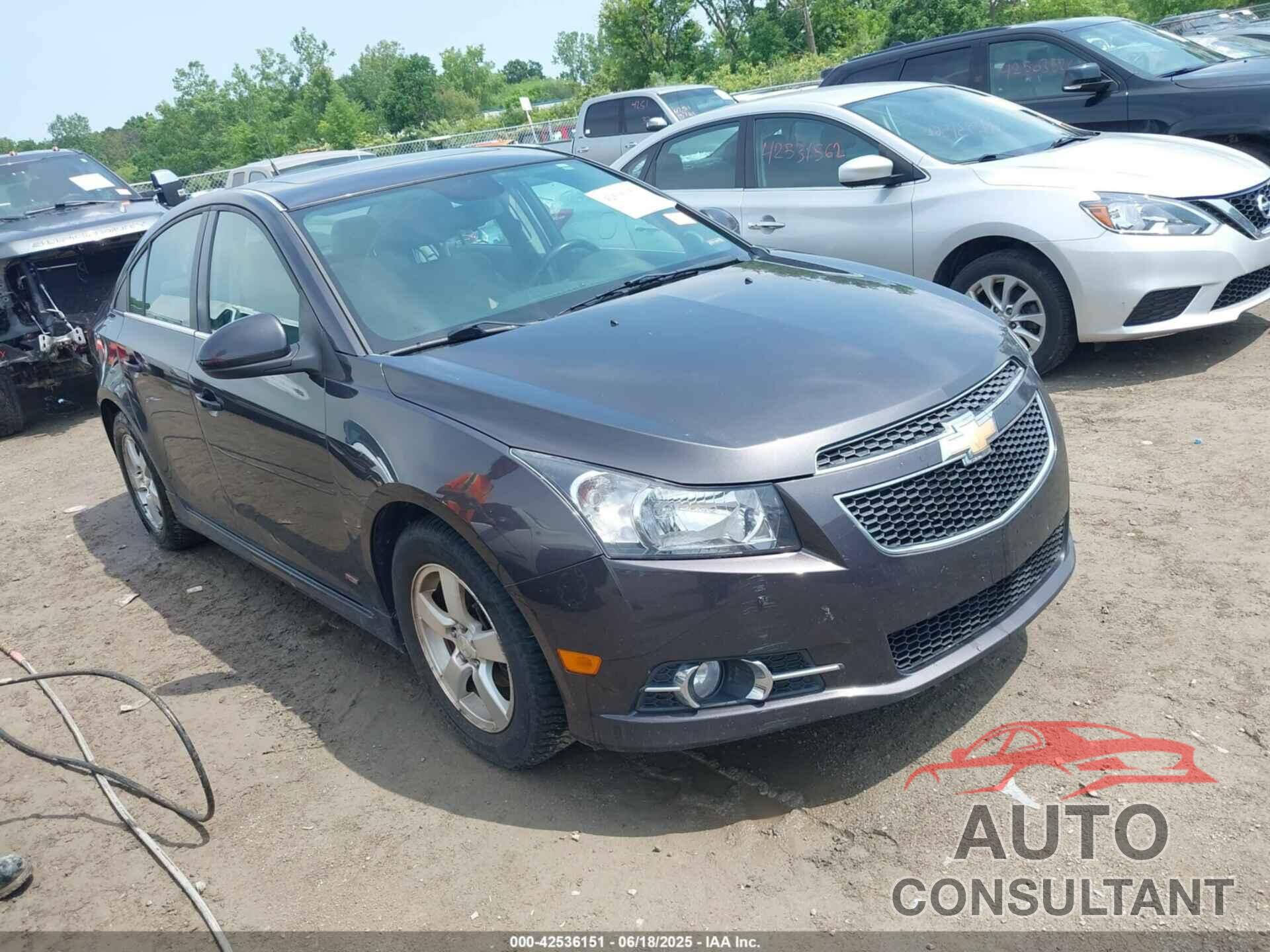 CHEVROLET CRUZE 2014 - 1G1PC5SB9E7257960