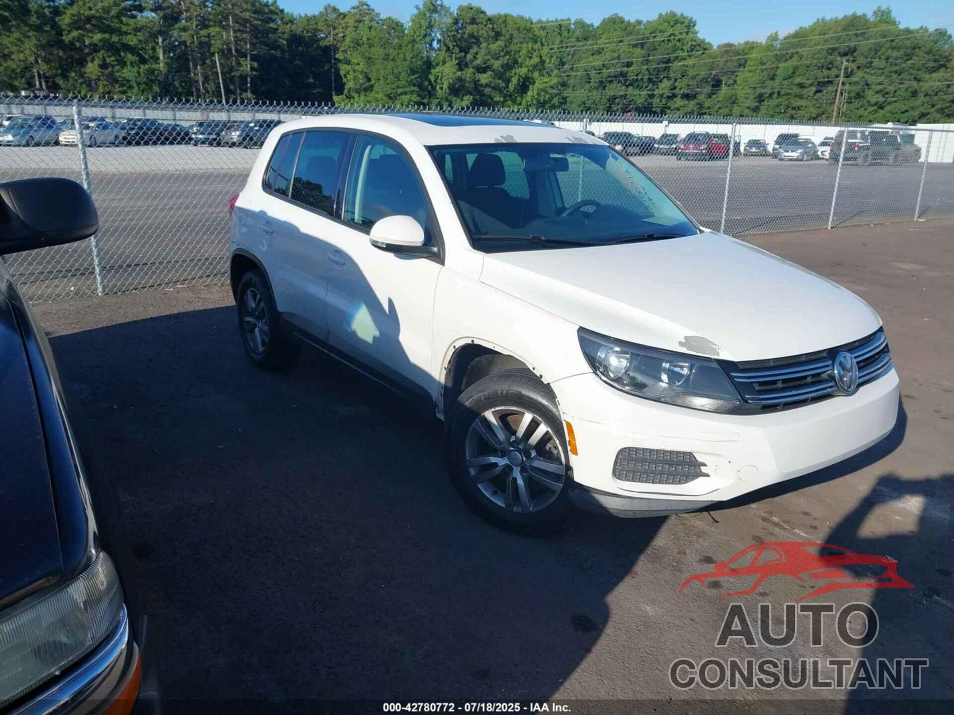 VOLKSWAGEN TIGUAN 2012 - WVGAV7AX6CW603123